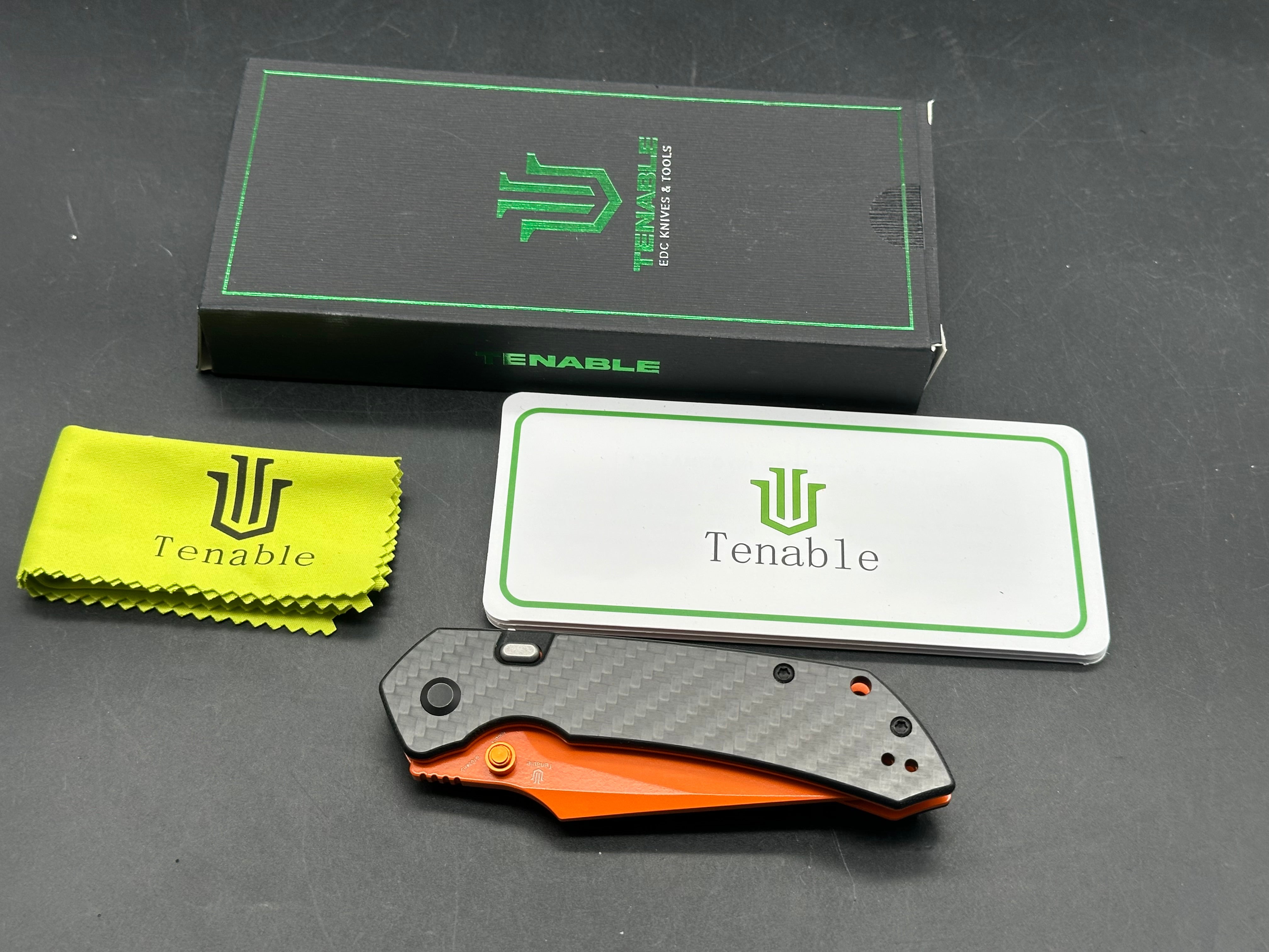 Tenable Fenrir black CF handle w/ orange coated Nitro V blade