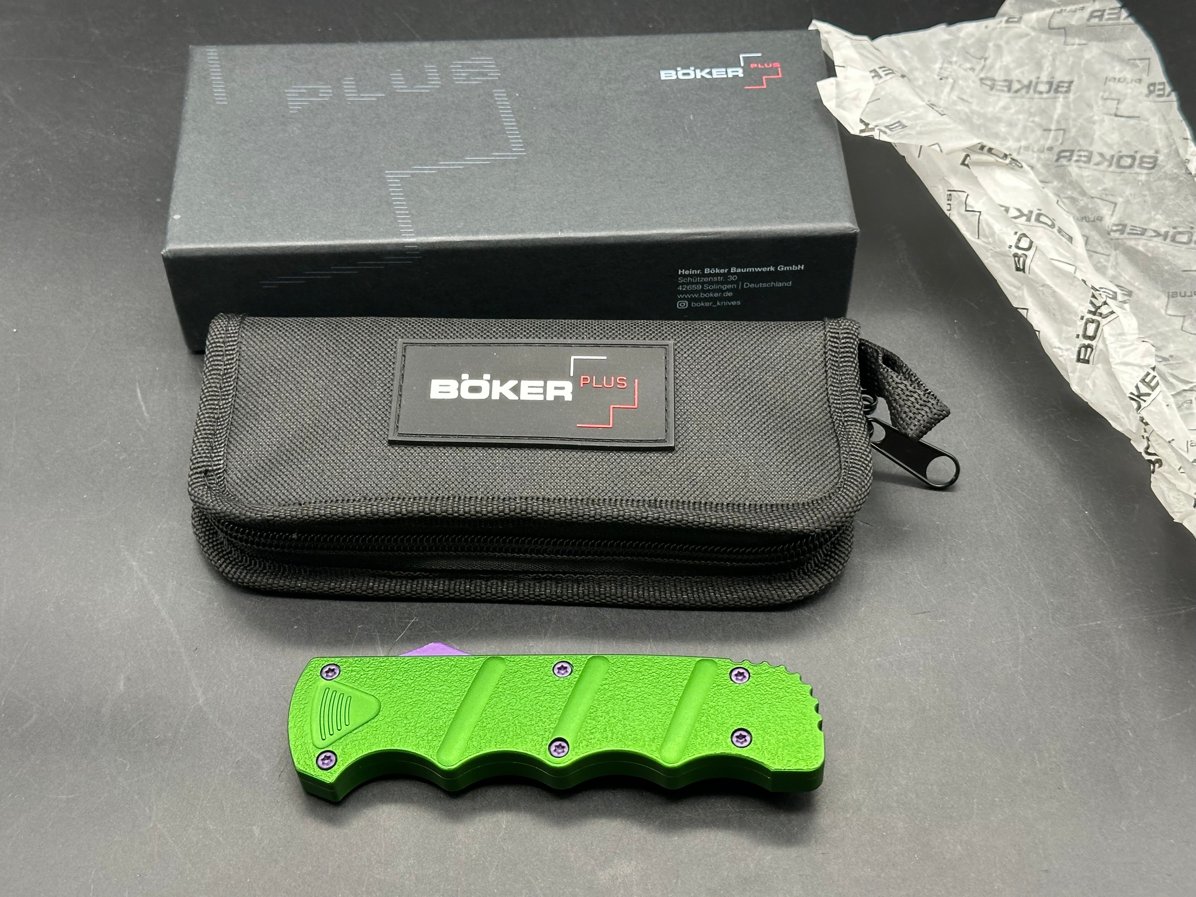 Boker Plus Joker Kalashnikov Bowie D/A OTF 3.5" Purple/Satin D2 Bowie Blade, Green Aluminum w/ Purple Thumb Slide and Hardware