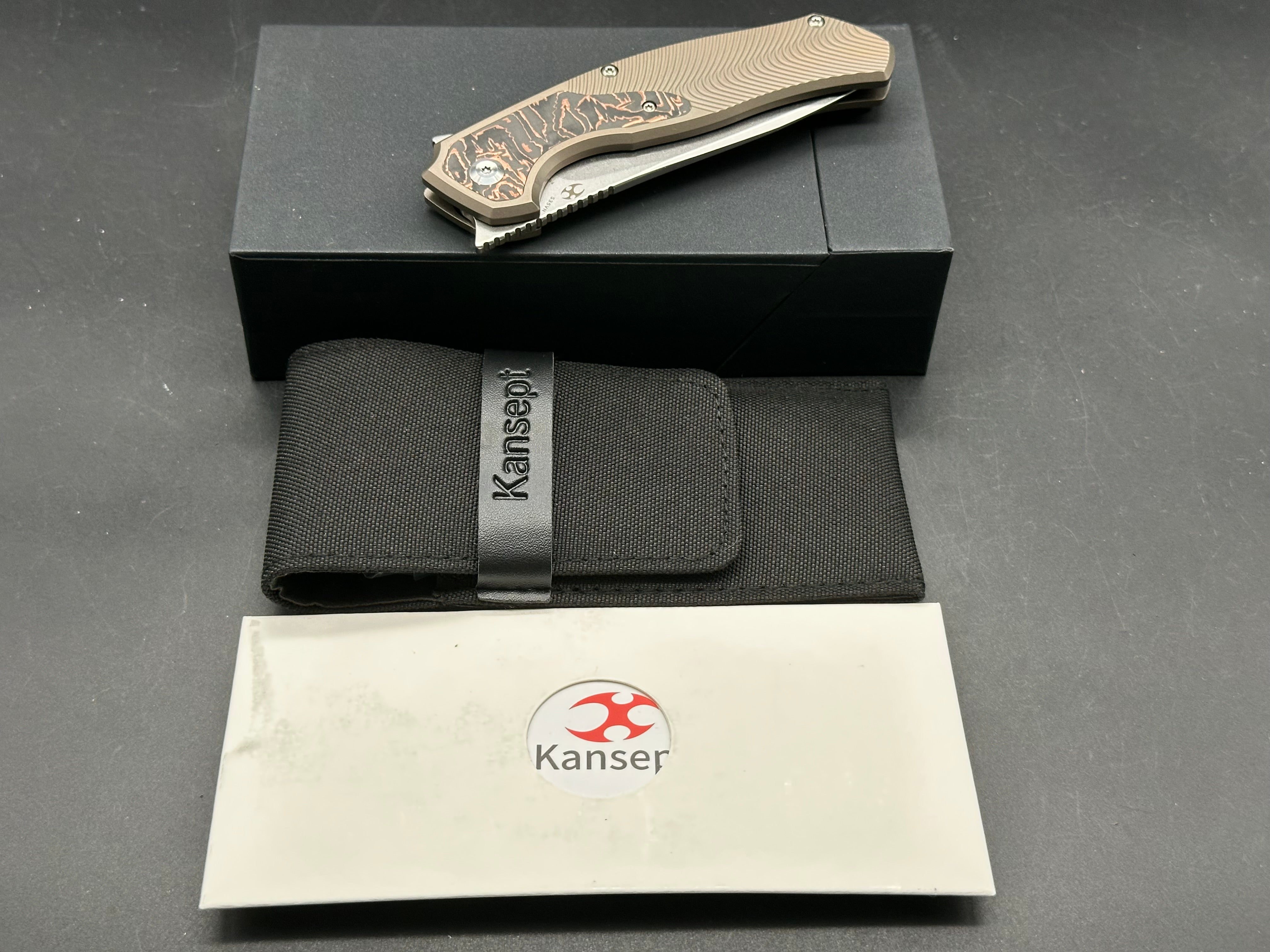 KANSEPT HAVORN 3.49" S35VN CARBON FIBER
INLAY