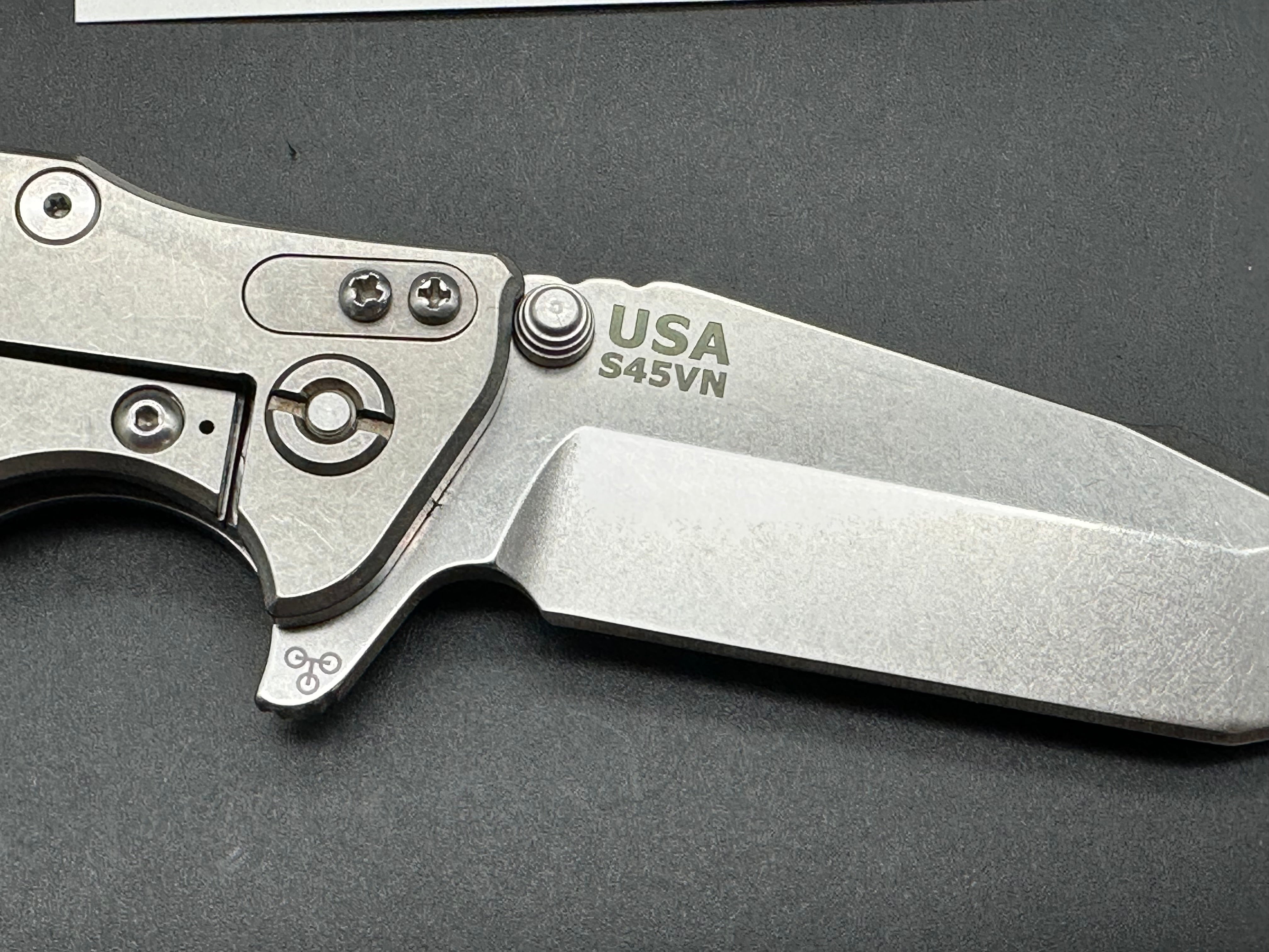 Hinderer Eklipse black G10/titanium S45VN Harpoon Tanto Tri-way pivot