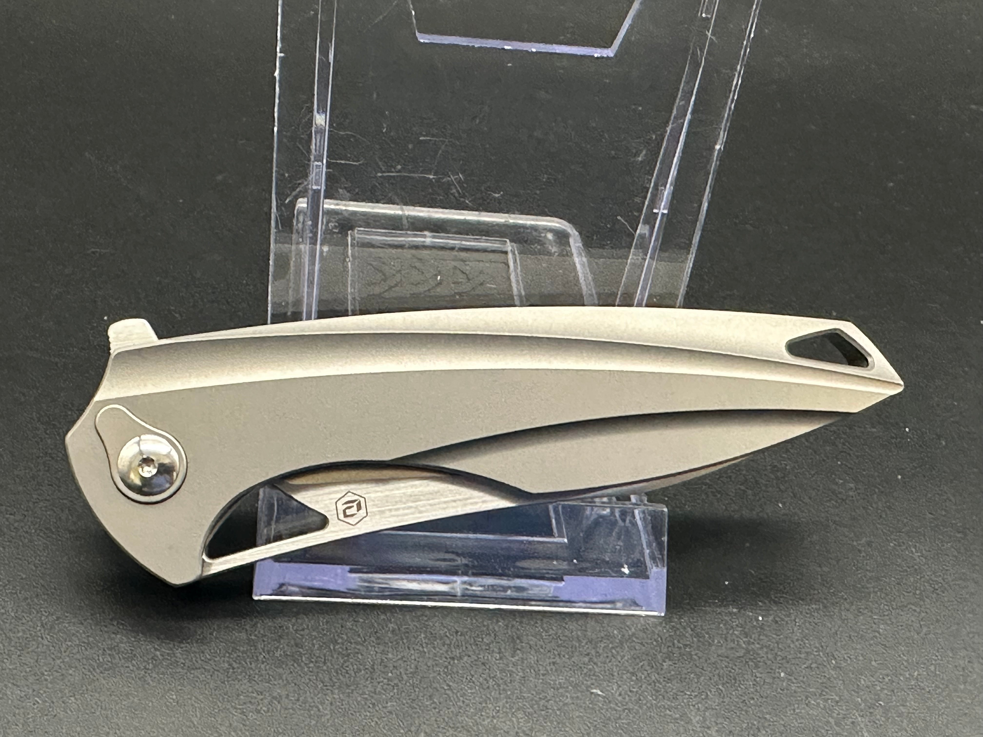 BRS E-Volve Eon Integral Frame Lock Knife Titanium
