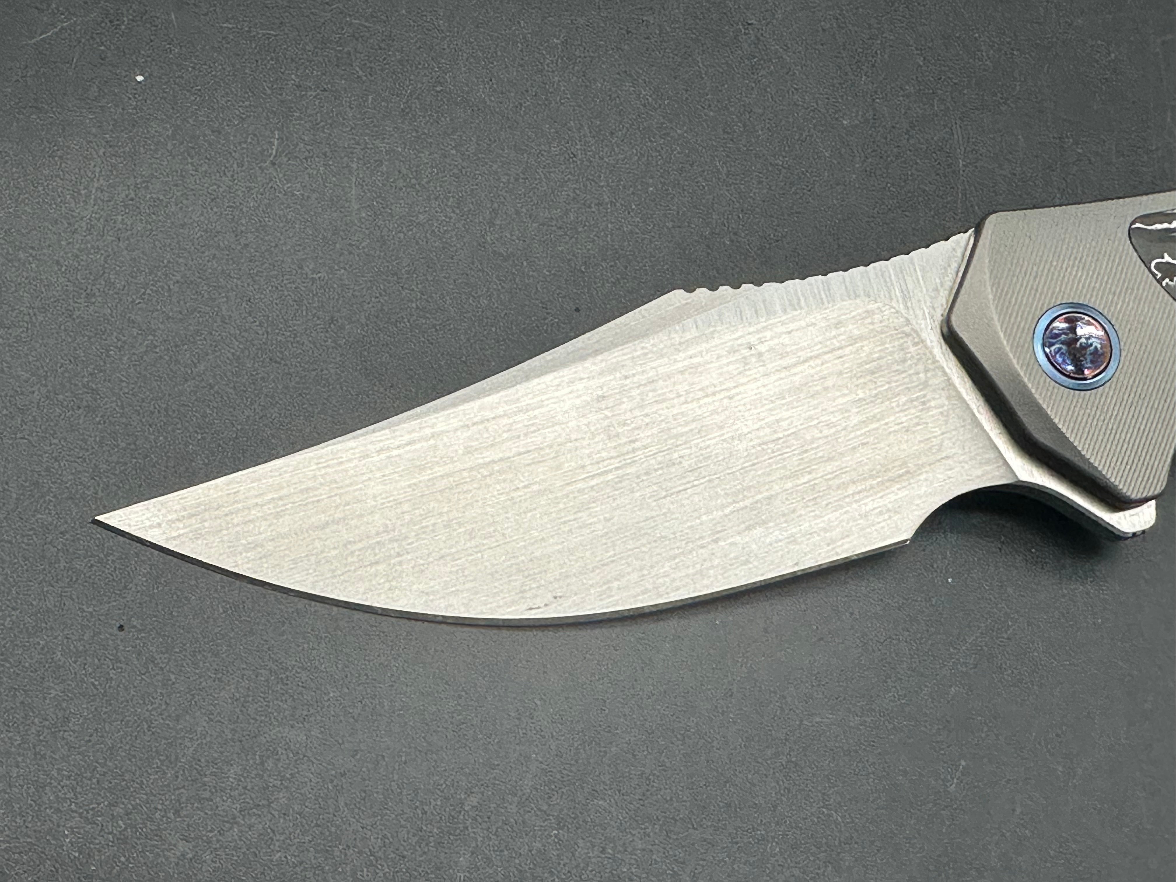 WE KNIFE Magnetron Flipper Knife Titanium & Carbon Fiber Handle (3.76" CPM 20CV Blade)
