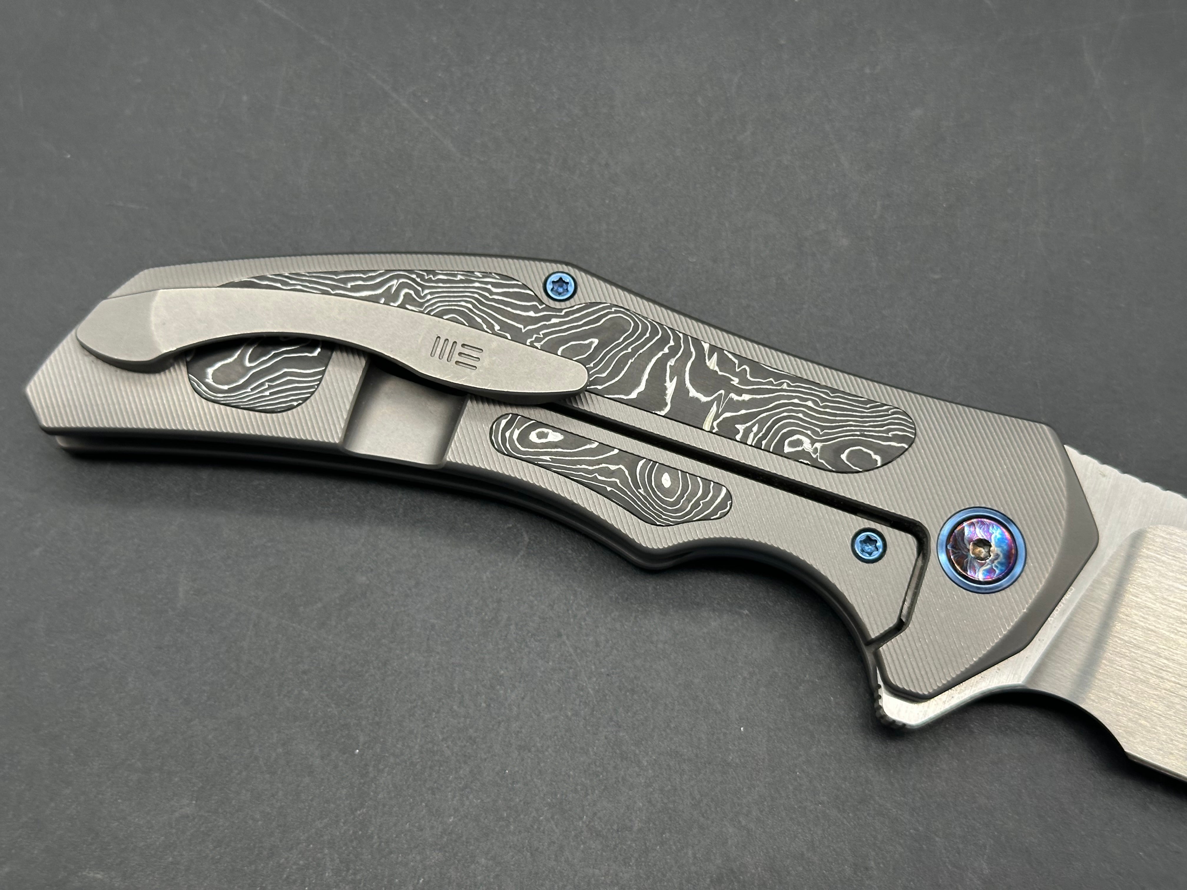 WE KNIFE Magnetron Flipper Knife Titanium & Carbon Fiber Handle (3.76" CPM 20CV Blade)