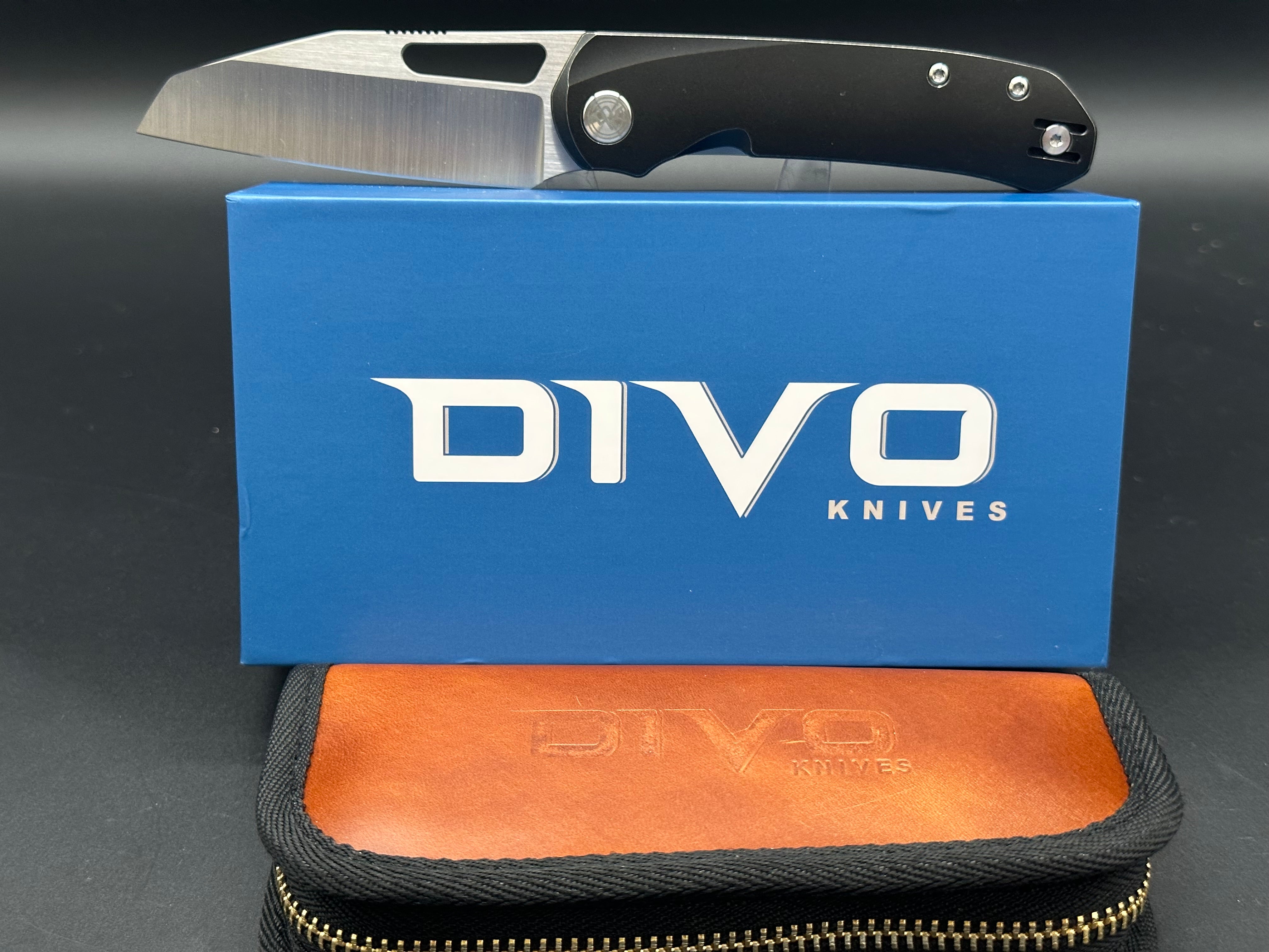 Divo Buzz black titanium