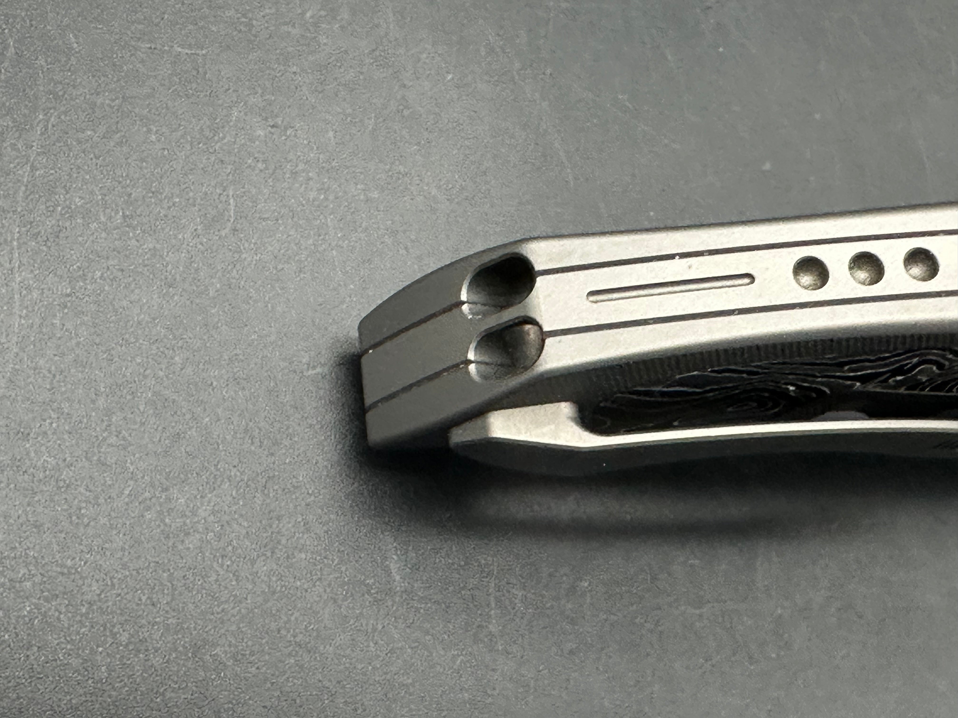 WE KNIFE Magnetron Flipper Knife Titanium & Carbon Fiber Handle (3.76" CPM 20CV Blade)