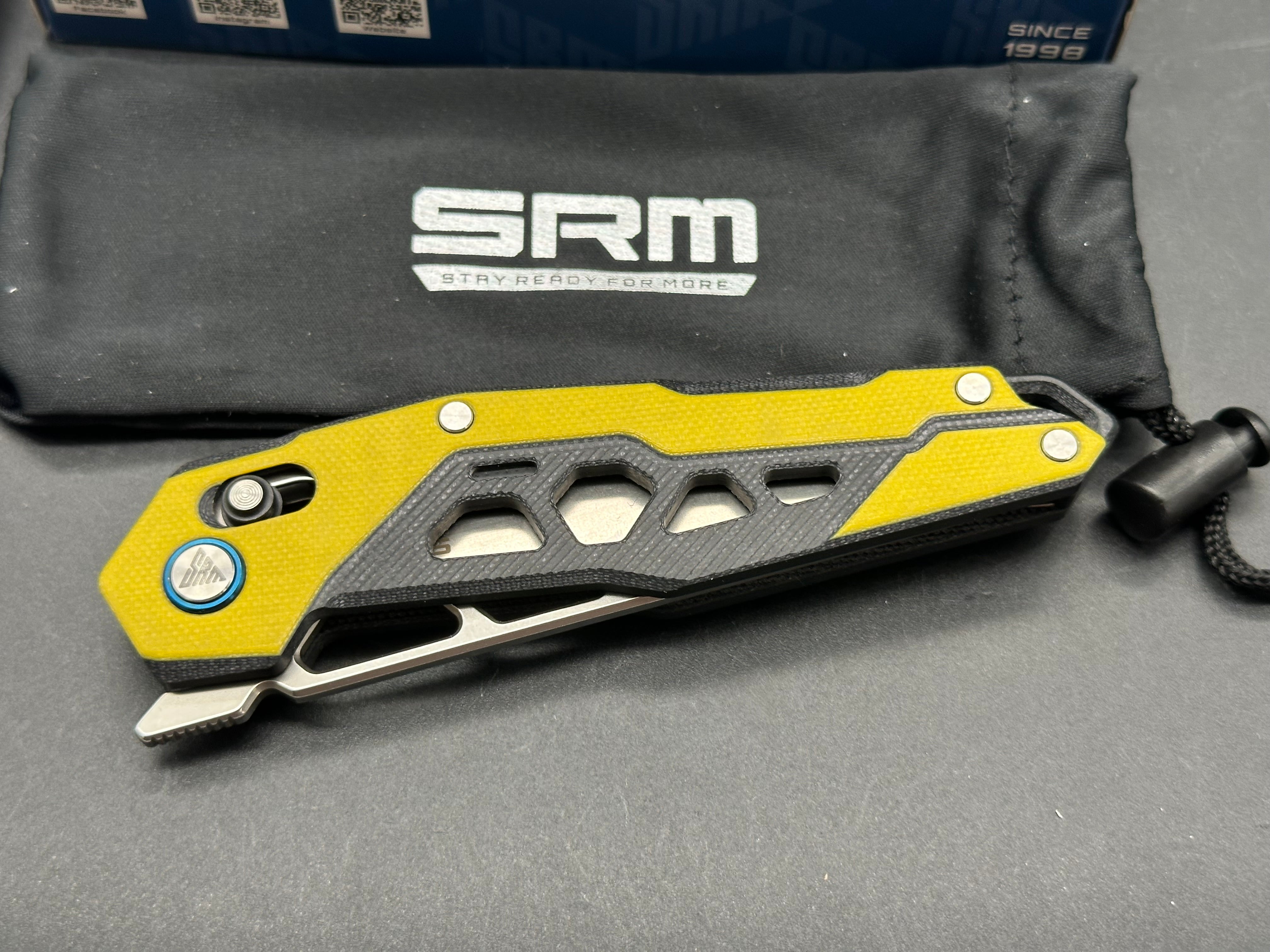 SRM 9225SRM Knives Axis Lock Folding Knife Yellow/Black G10 Scaled Handle D2 Blade