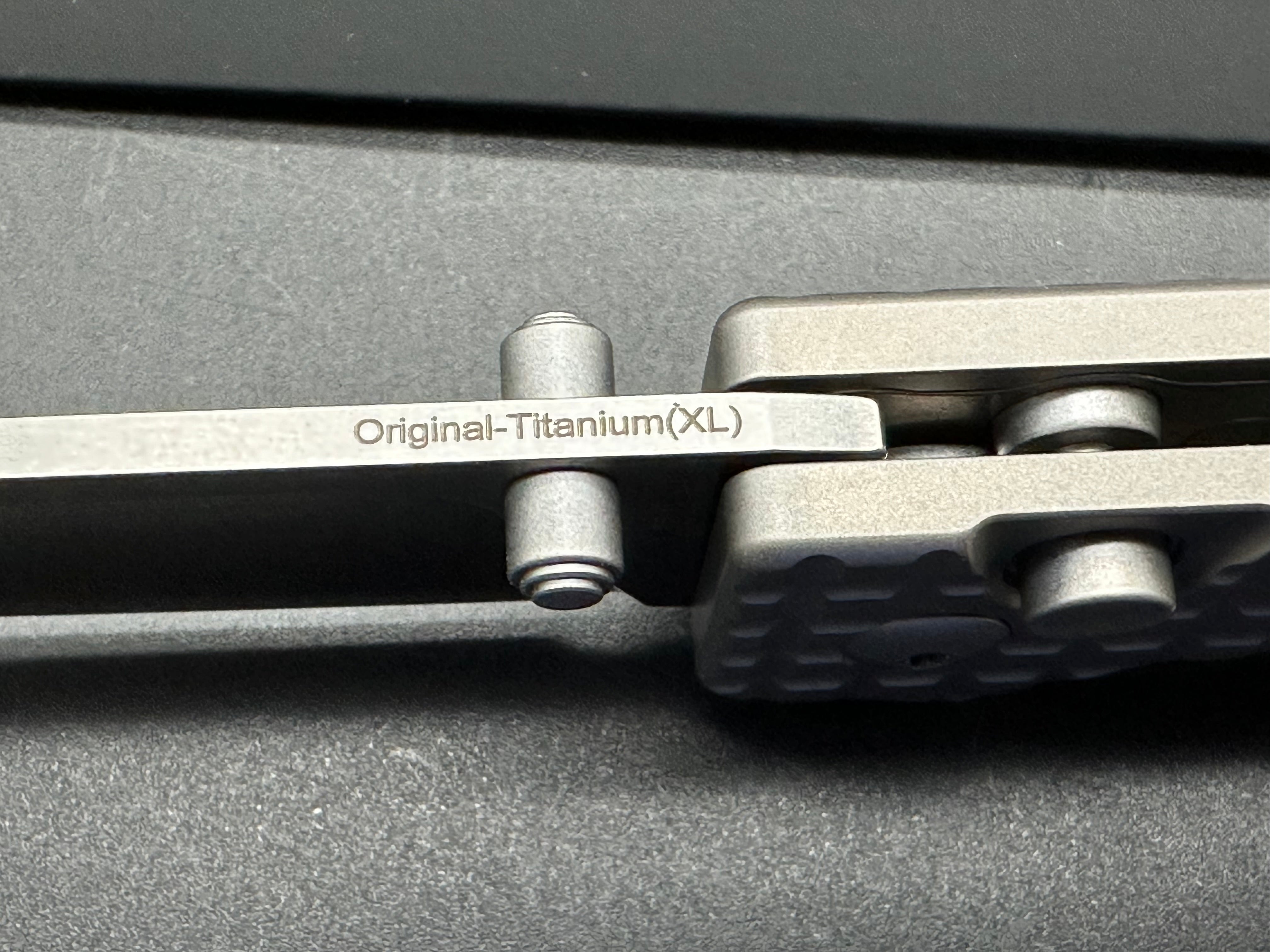 Kizer Original XL, 3.27" S35VN Stonewash Blade with Titanium Frag Handle