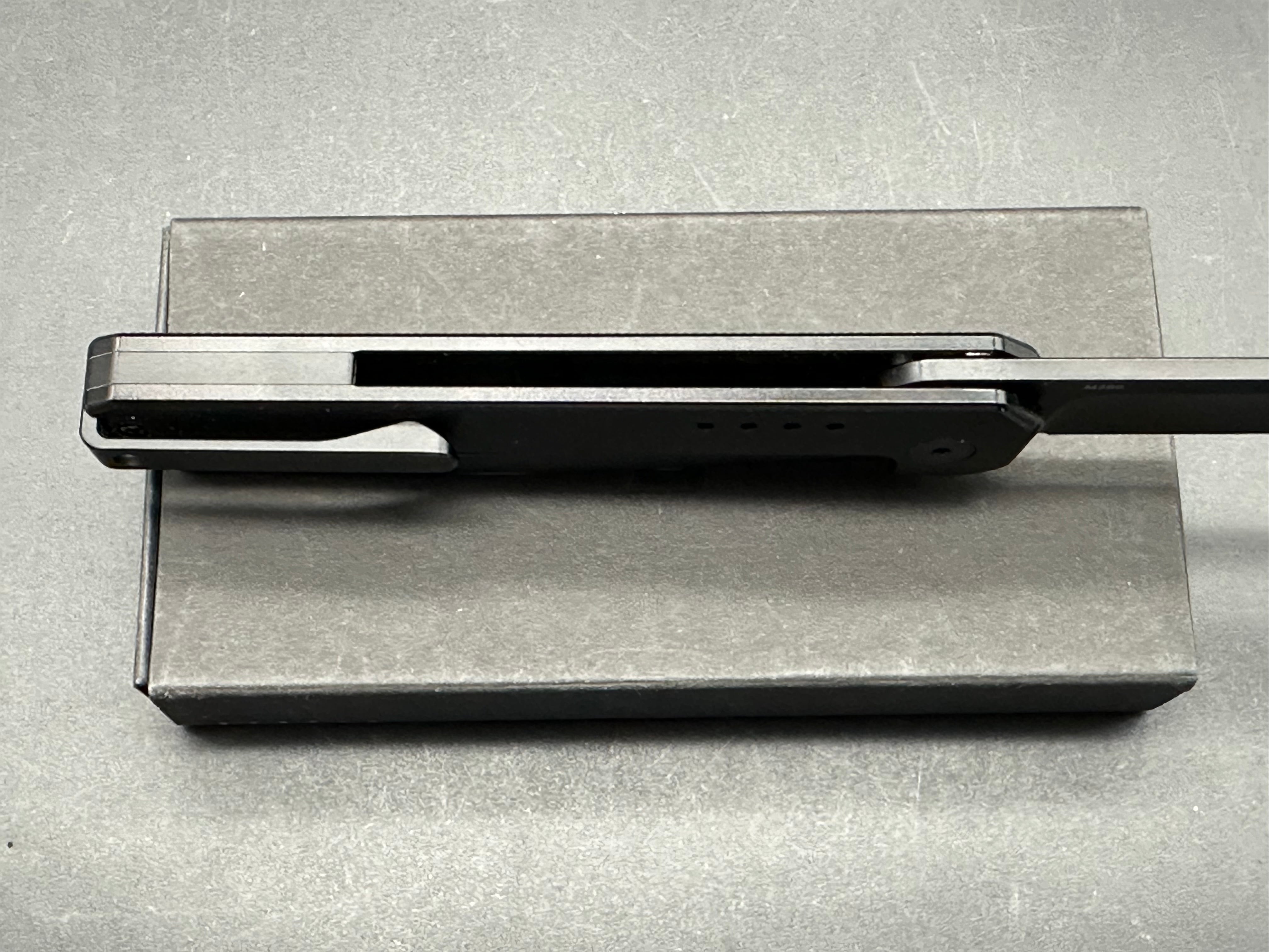 Quiet Carry Large IQ Black Titanium DLC M390