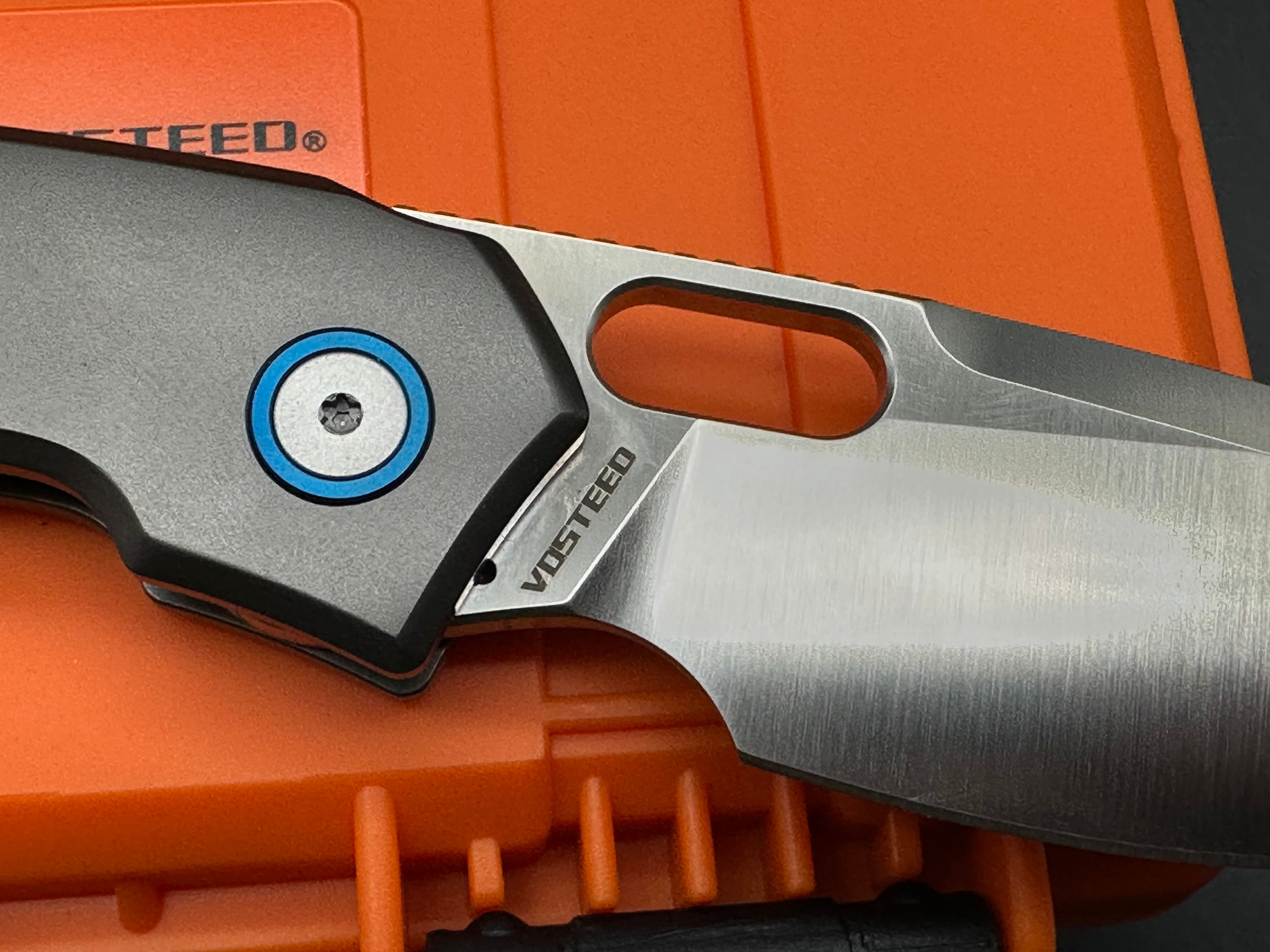 Vosteed Psyop, Satin Elmax Blade, Bead Blasted Ti Handles