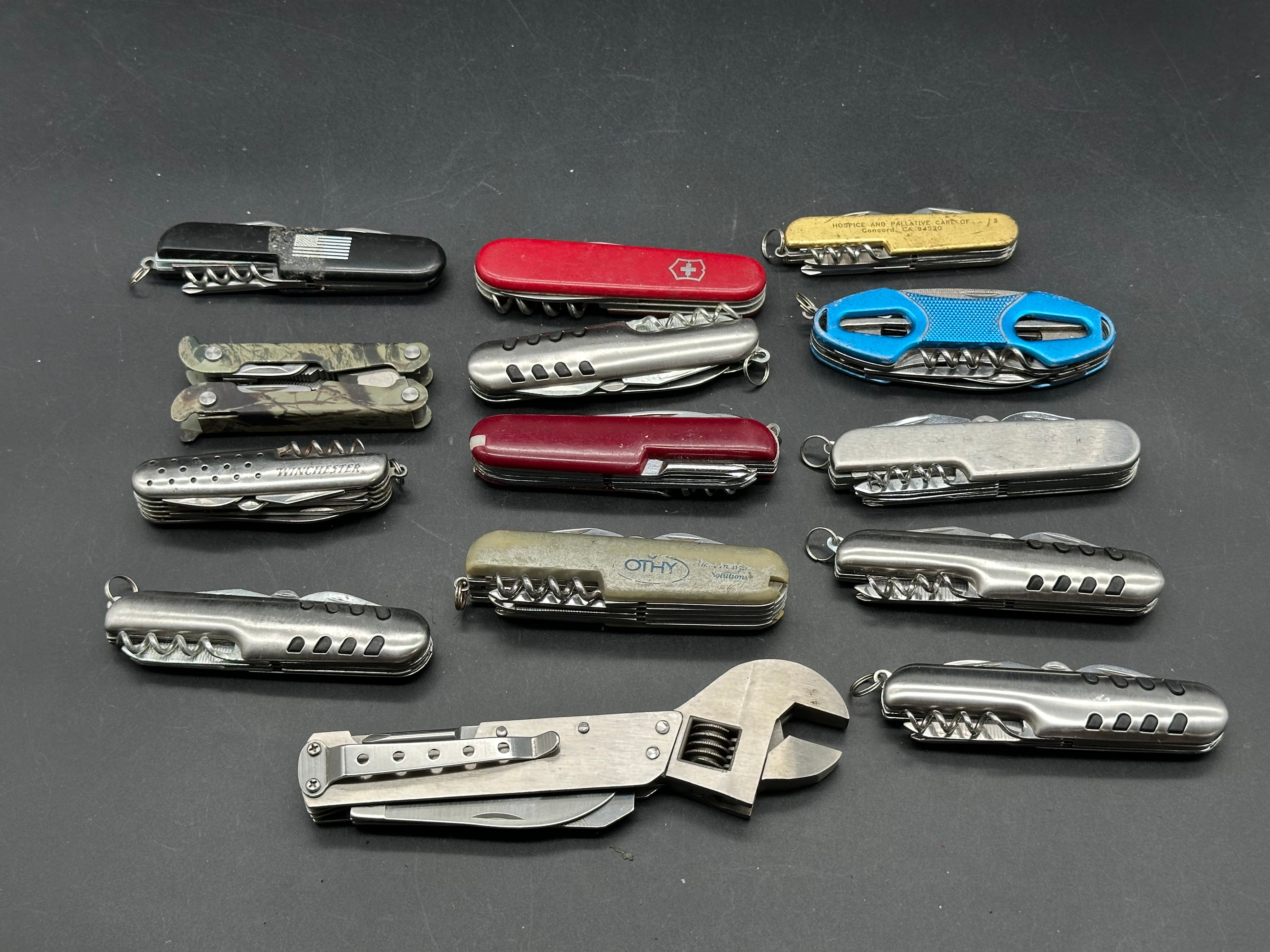 Bundle of 14 multi functional knives