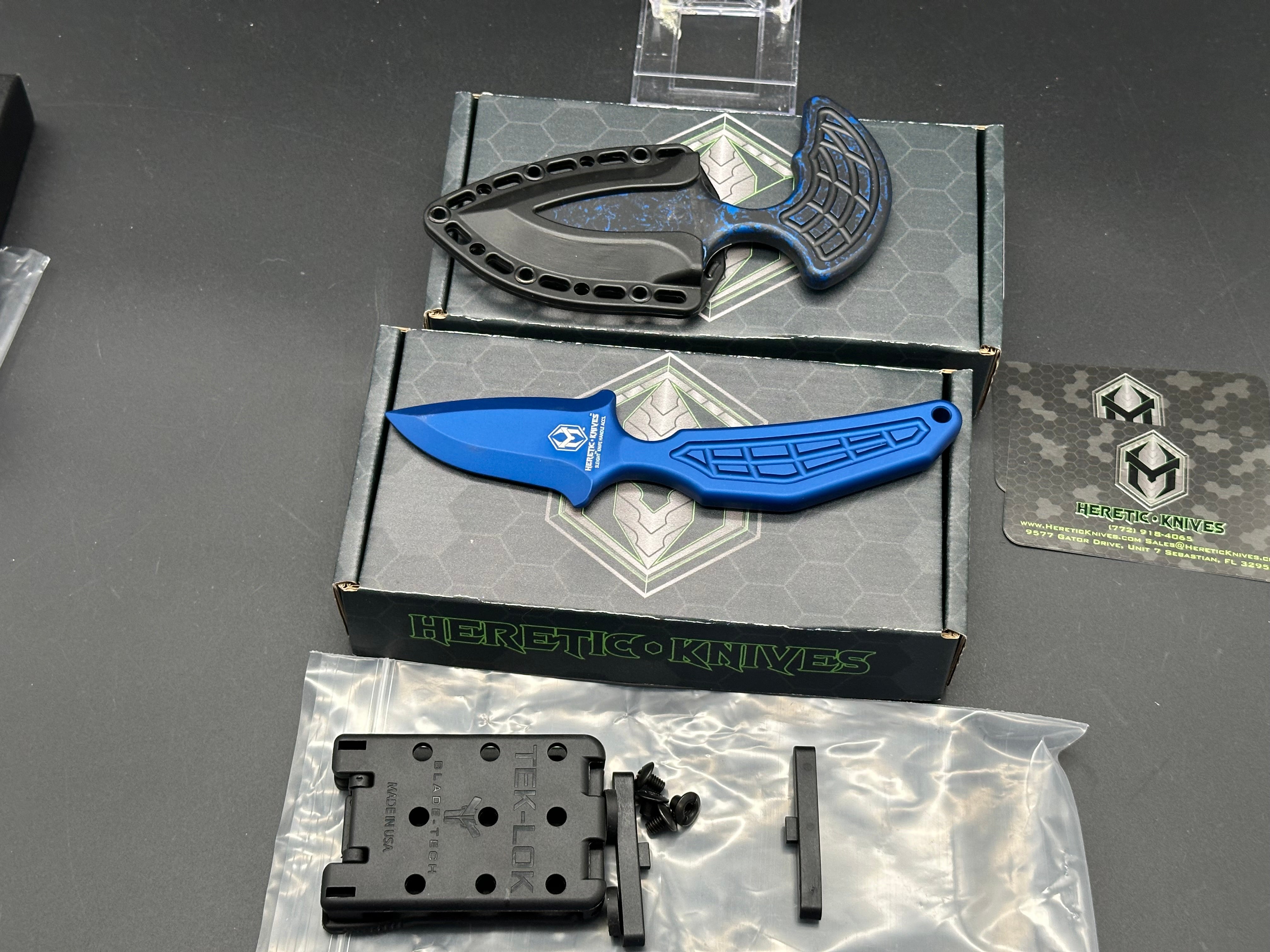 Heretic Sleight Push Dagger and Accessory bundle