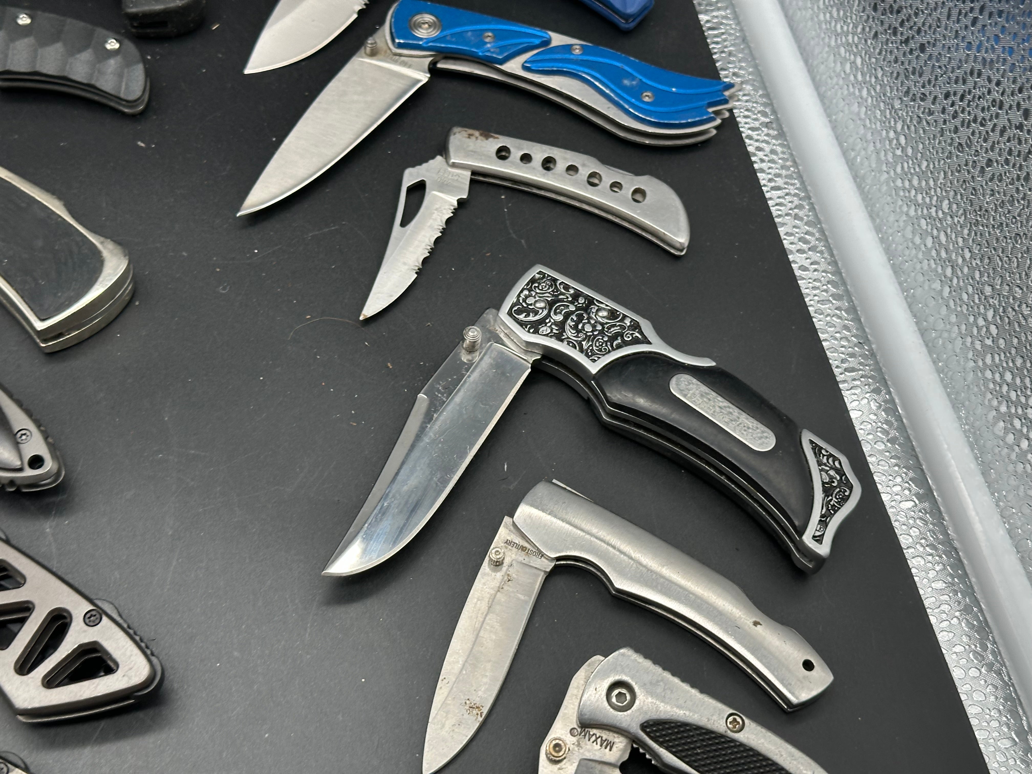33 knife bundle various makes