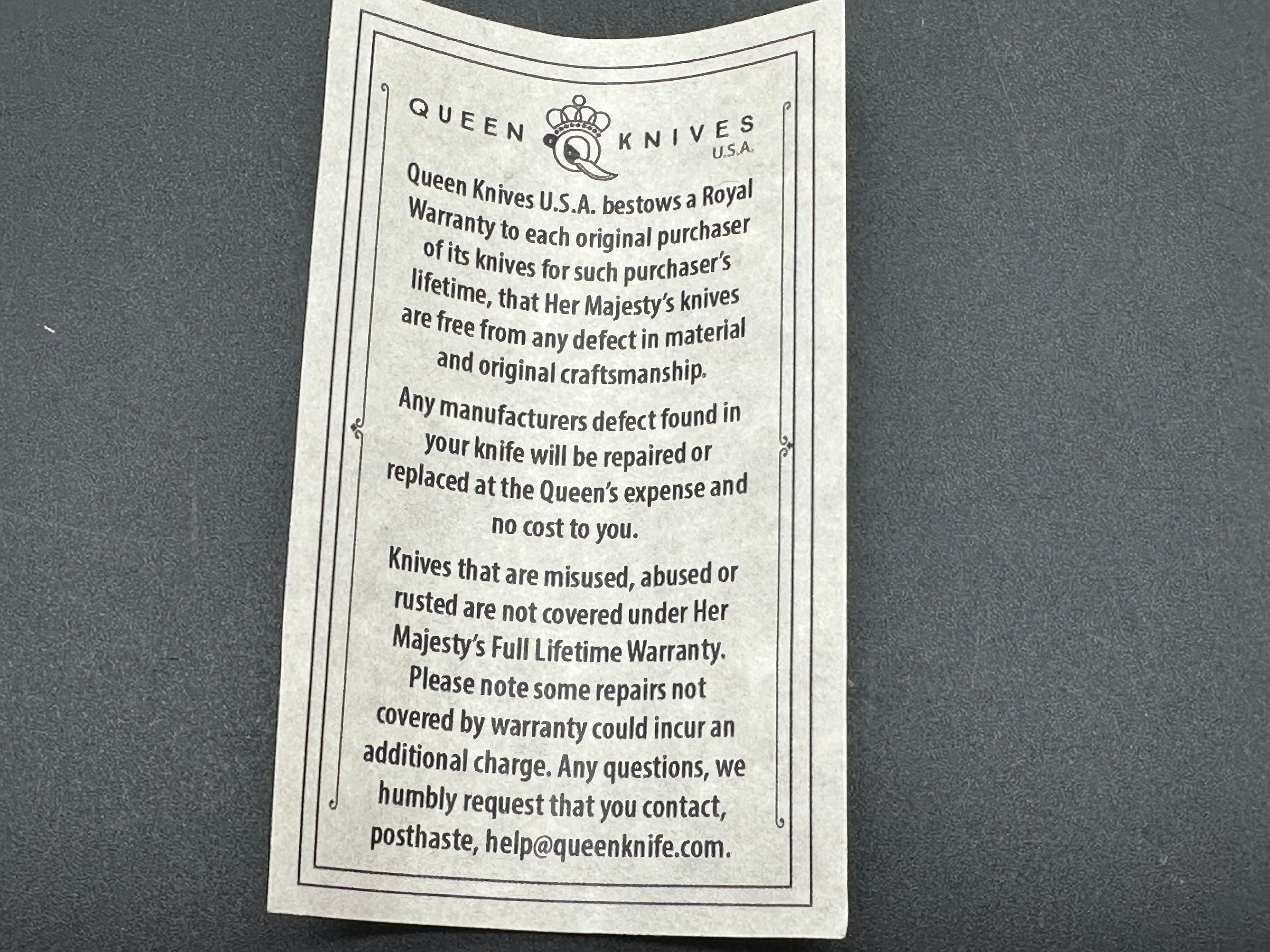 Queen Cutlery USA made. Jumbo Liner lock Trapper (Genuine Stag/ Collector’s Tin) 1095 Carbon steel