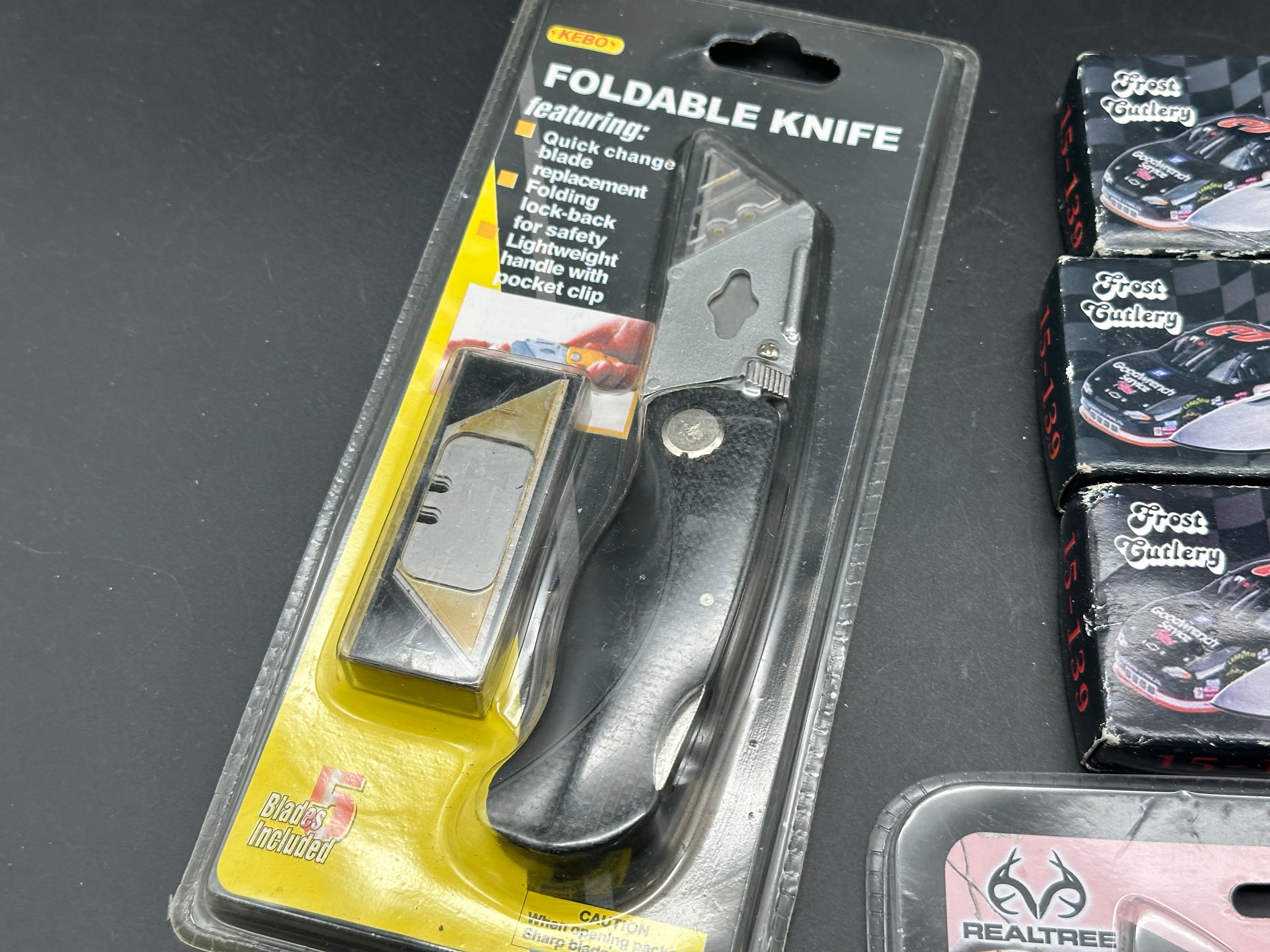 10 knife bundle Check them out ! NASCAR knives