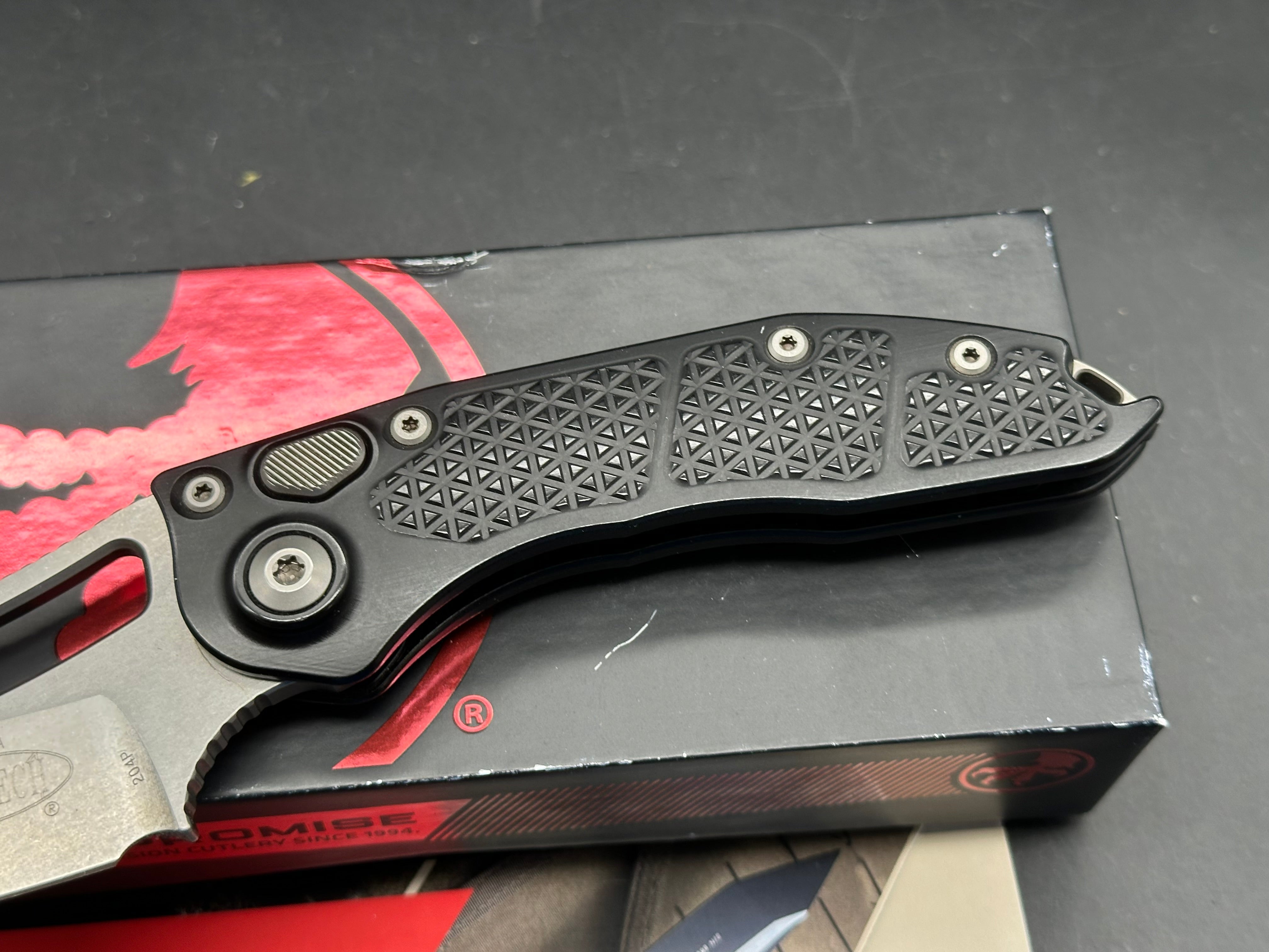 Microtech Stitch A S/E Stonewash Standard 169-10 Standard Stitch automatic with plain edge stonewash 204P blade
