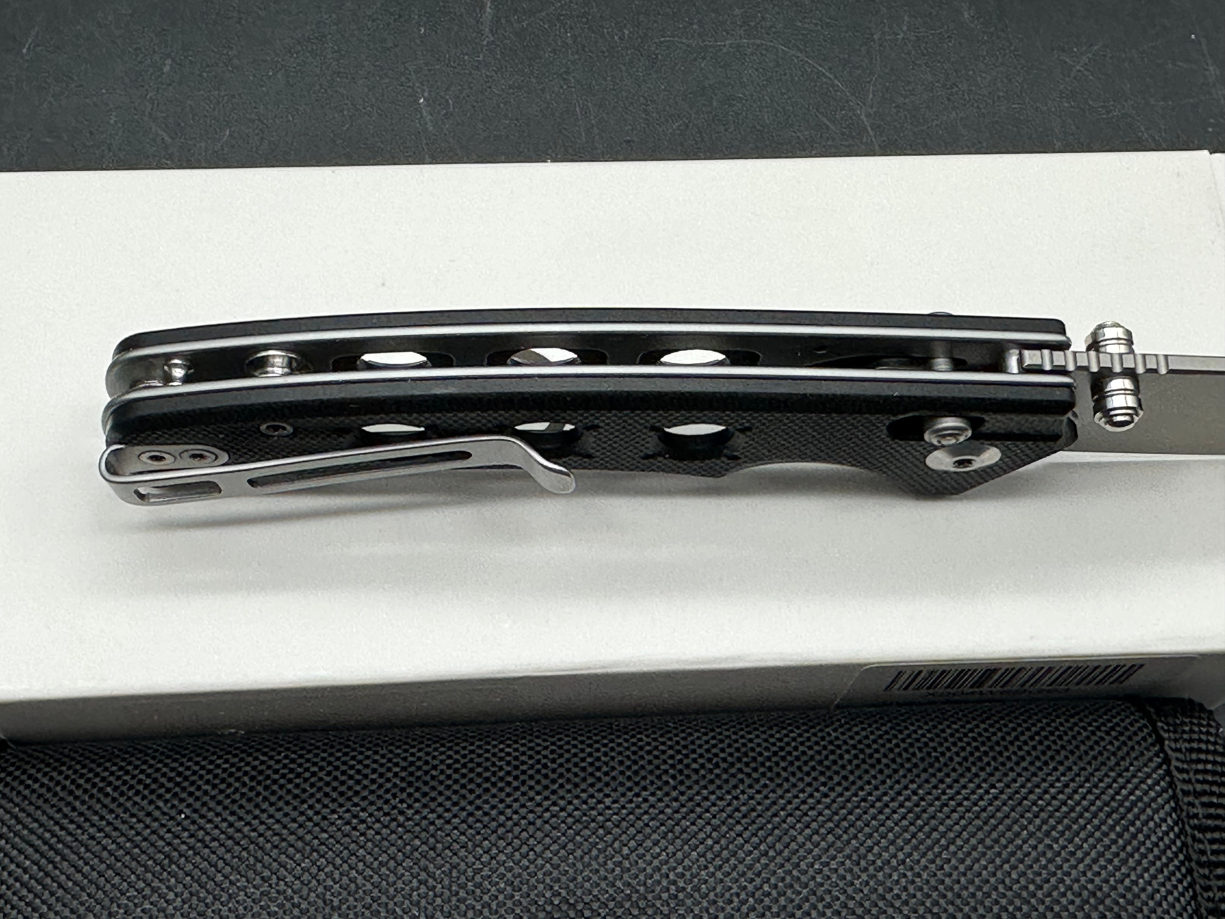 CIvivi Noctis, 2.98" Nitro-V Stonewash Straight Back Blade with Black G10 Scales