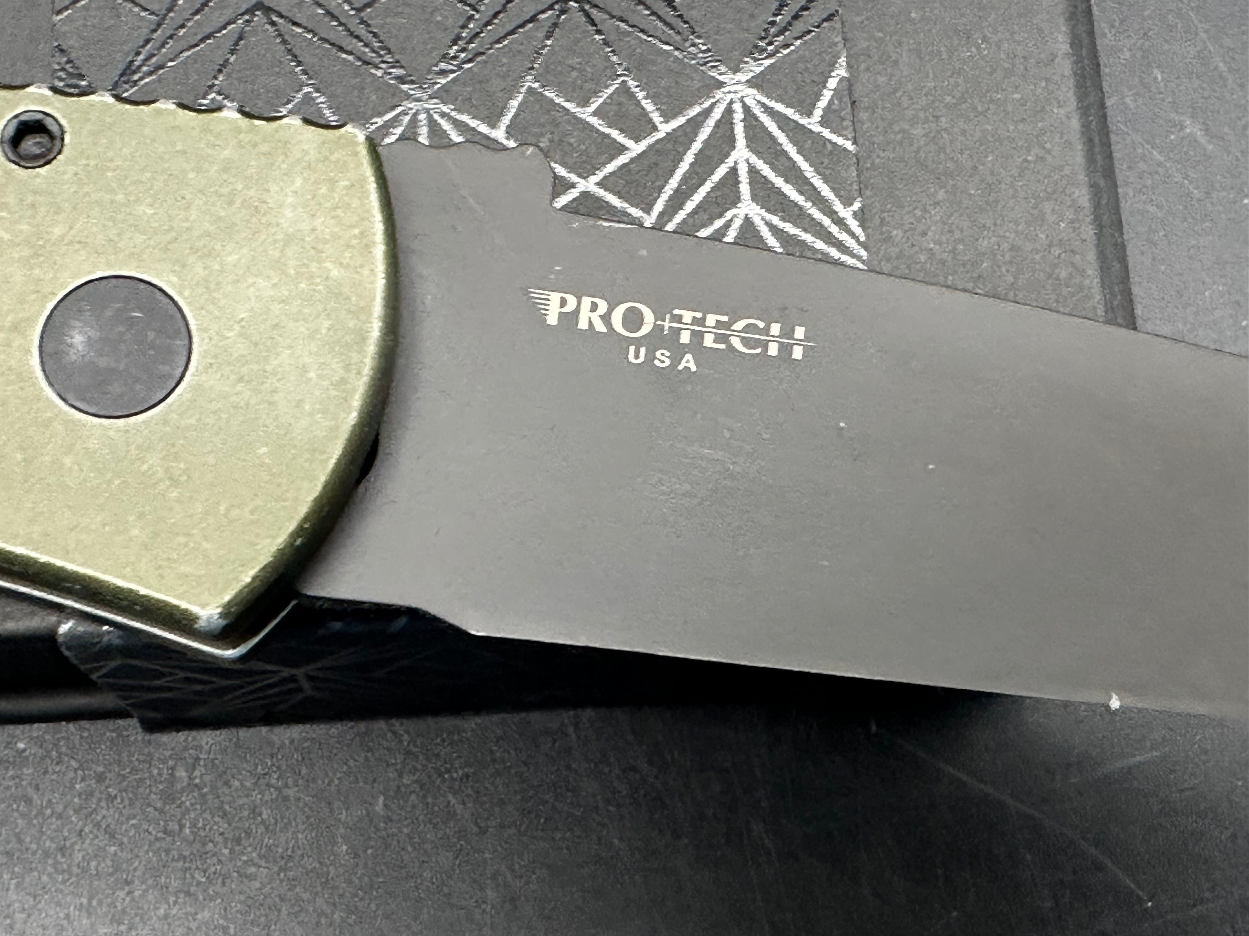 ProTech Emerson Auto CQC-7 Green battle worn textured handle with two tone black/satin blade