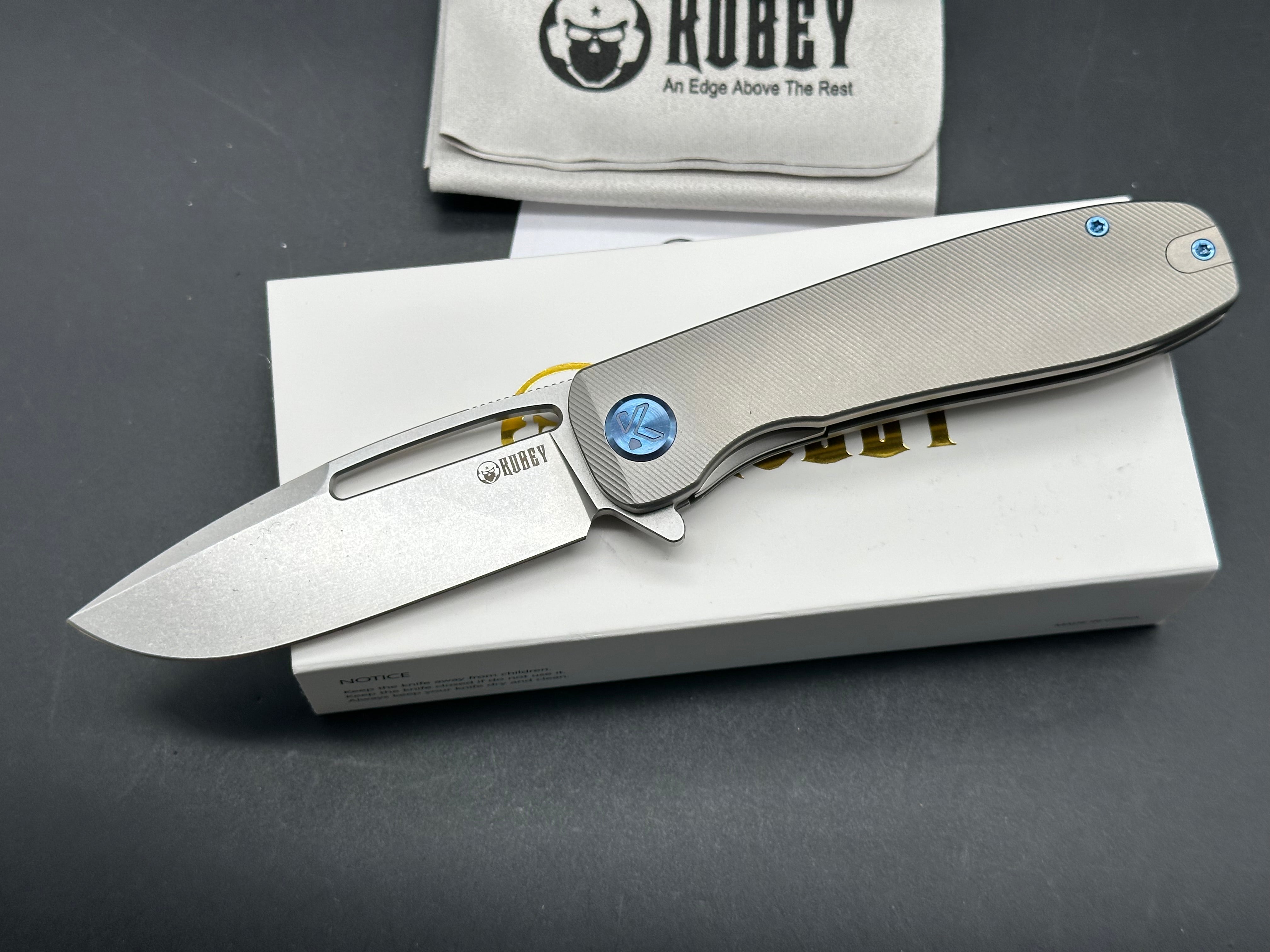 KUBEY SUPERCELL GREY TITANIUM HANDLE 14C28N PLAIN EDGE