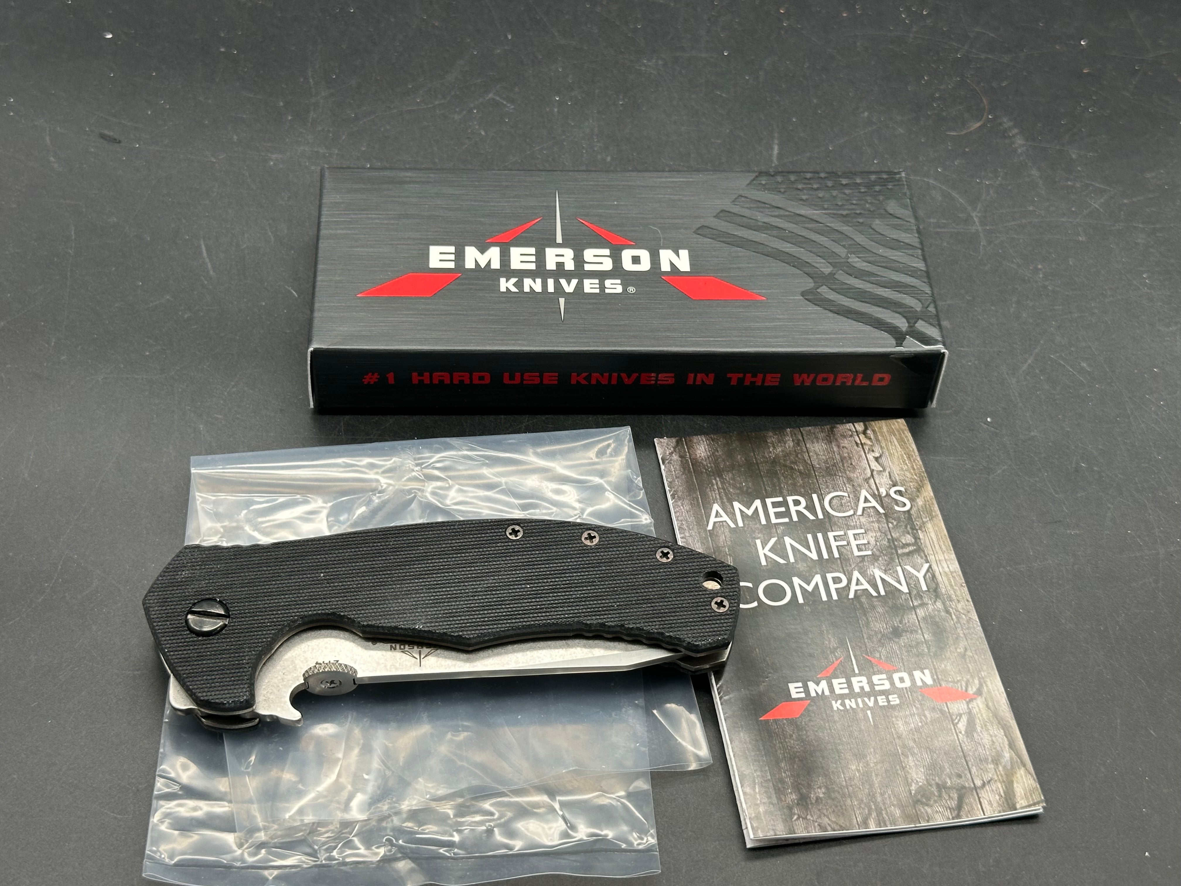 Emerson Roadhouse SF black G10 / 154CM