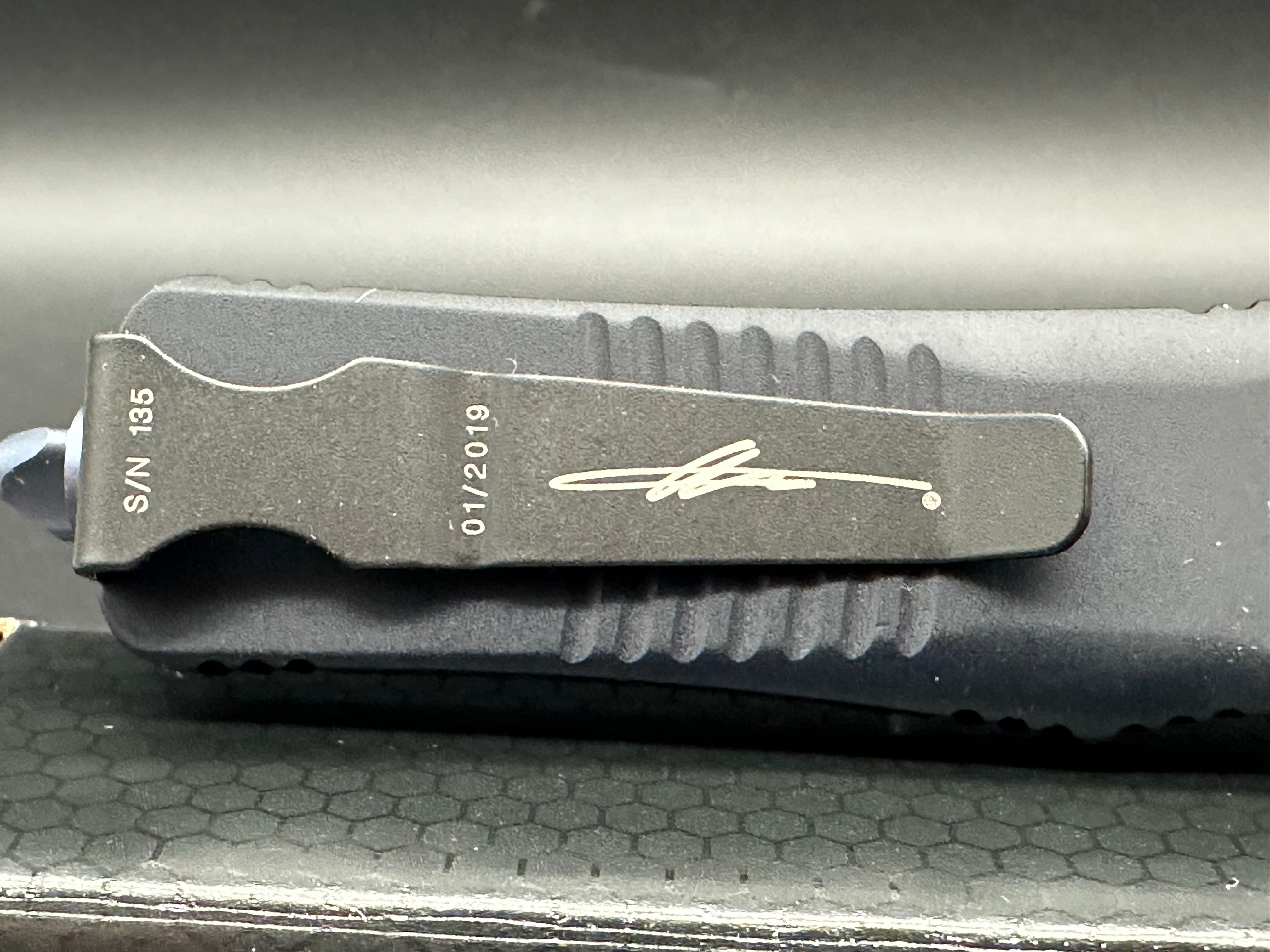 Microtech Signature Series Troodon in Drop Point Damascus