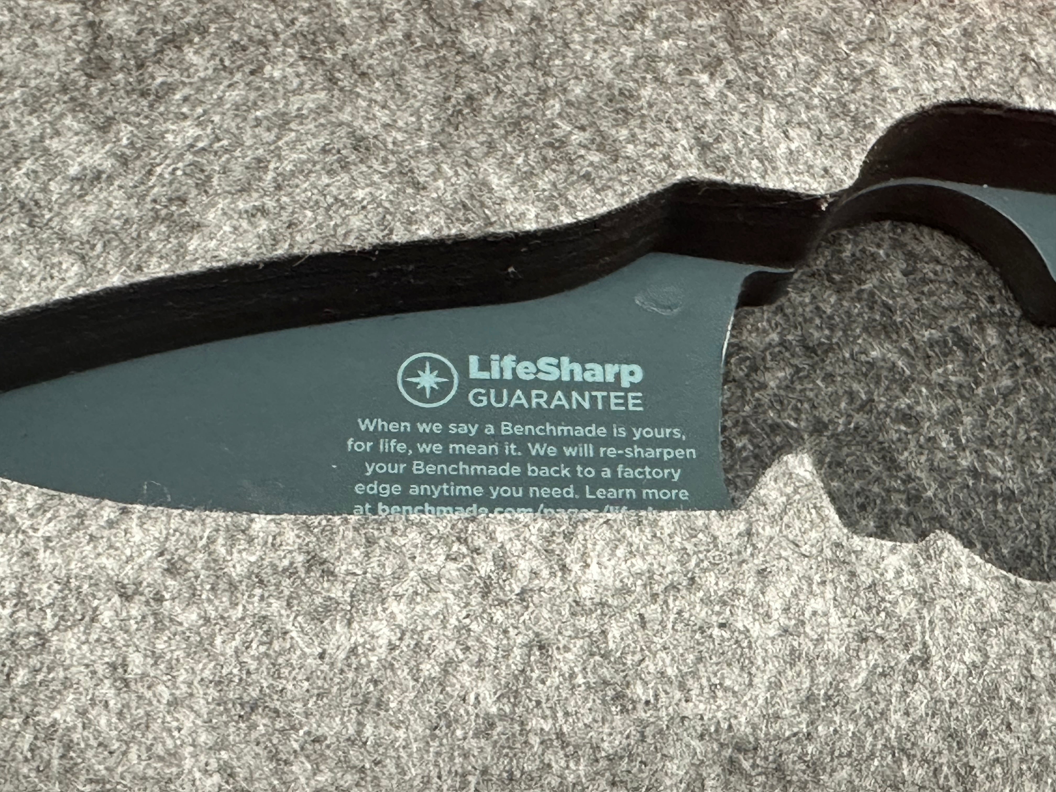 Benchmade Mini Adira MagnaCut AXIS Lock Knife Blue Grivory (3.2" SW)