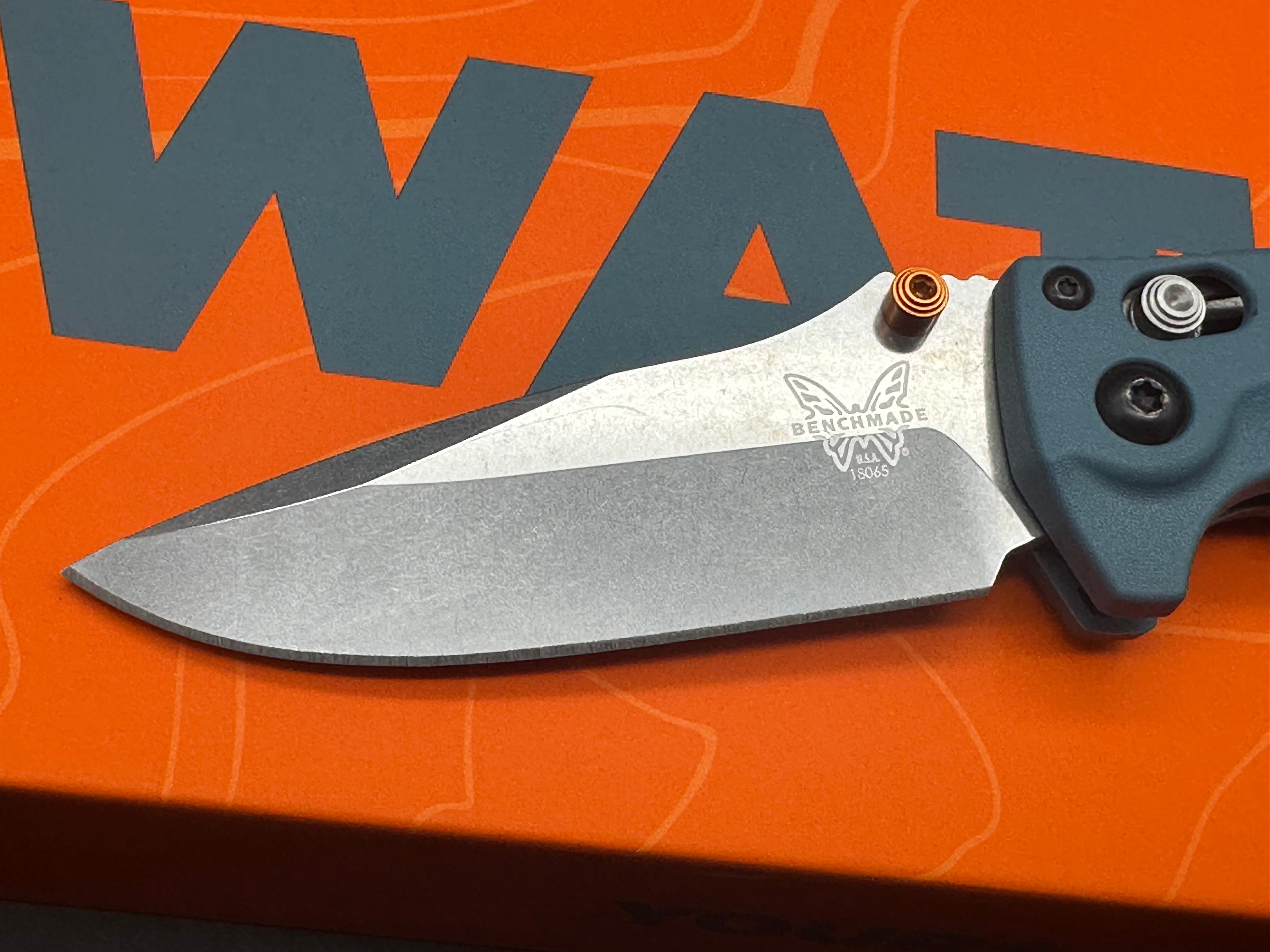 Benchmade Mini Adira MagnaCut AXIS Lock Knife Blue Grivory (3.2" SW)