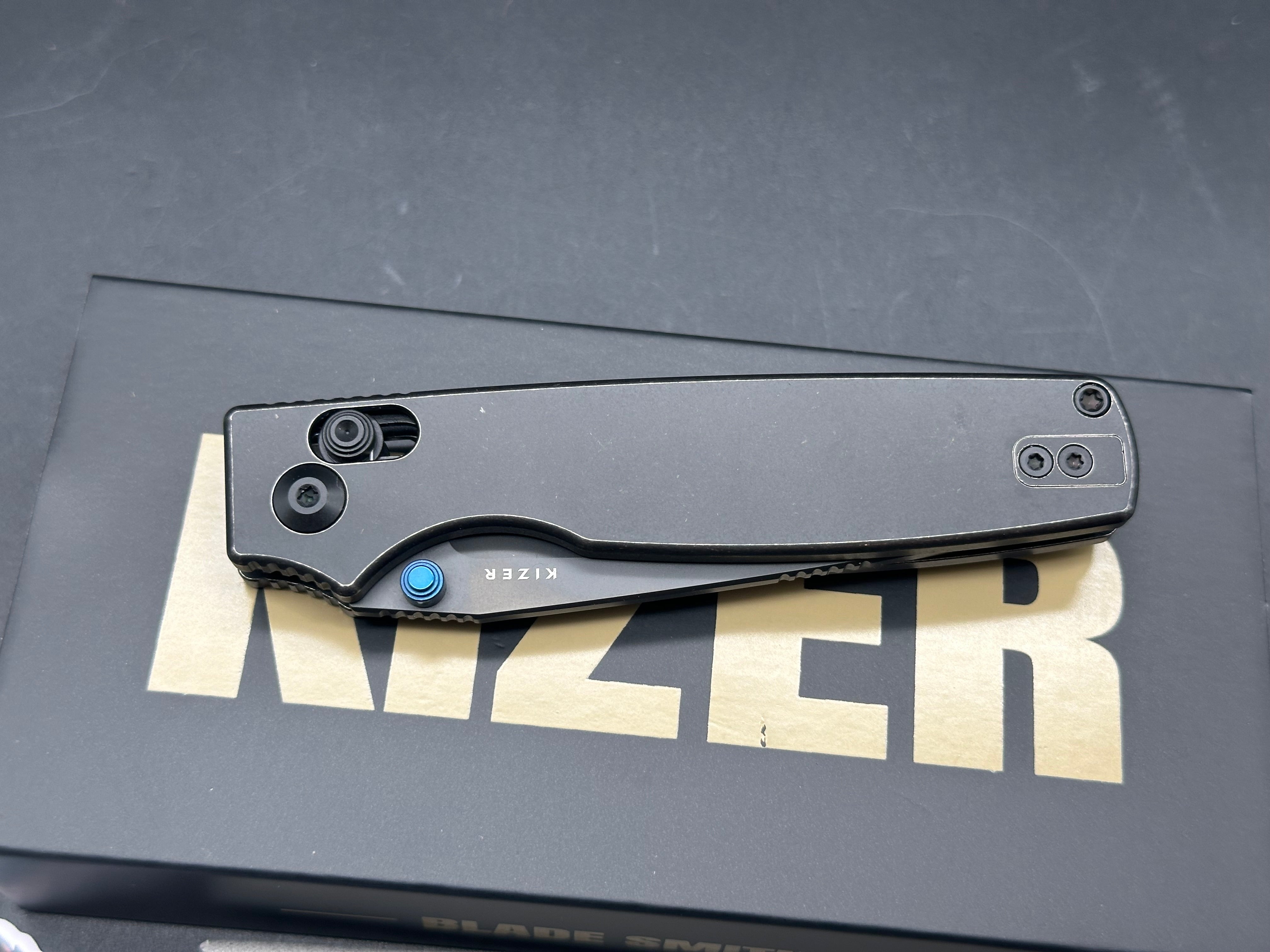 KIZER ORIGINAL 2 BLACK TITANIUM HANDLE S45VN TANTO PLAIN EDGE
