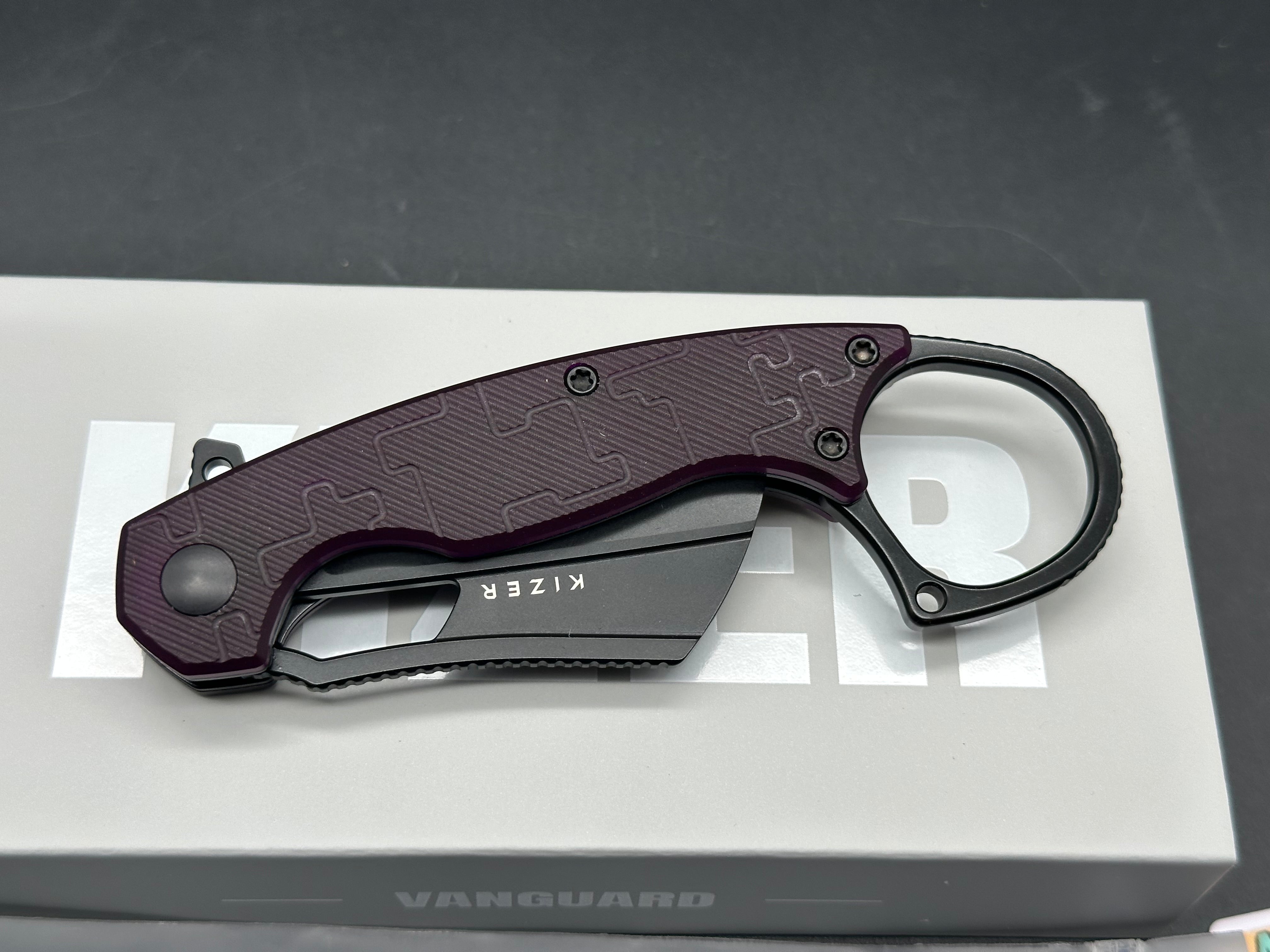 KIZER DODO DEEP PURPLE PC HANDLE NITRO-V MODIFY KARAMBIT PLAIN BLACK BLADE