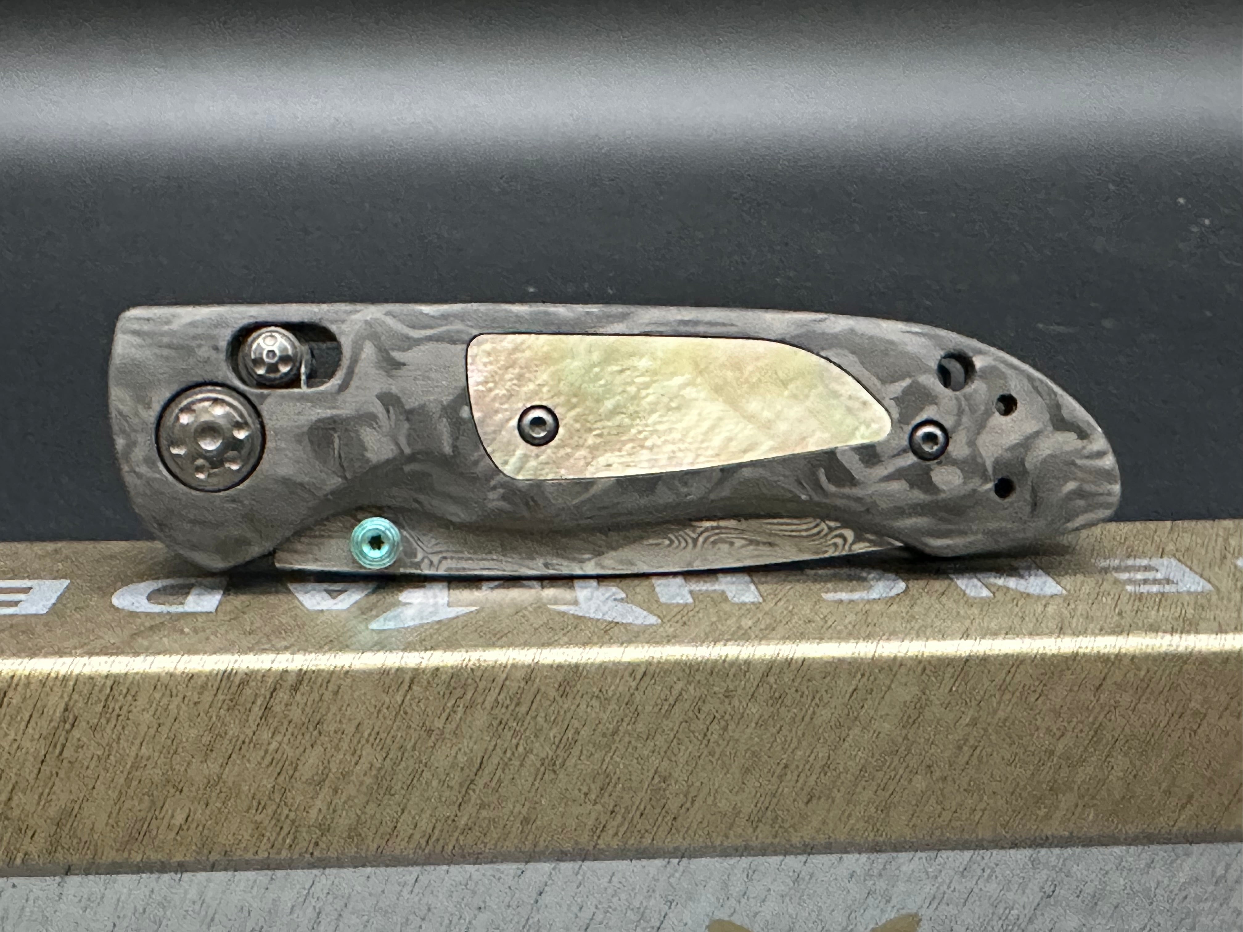 Benchmade Foray Gold Class