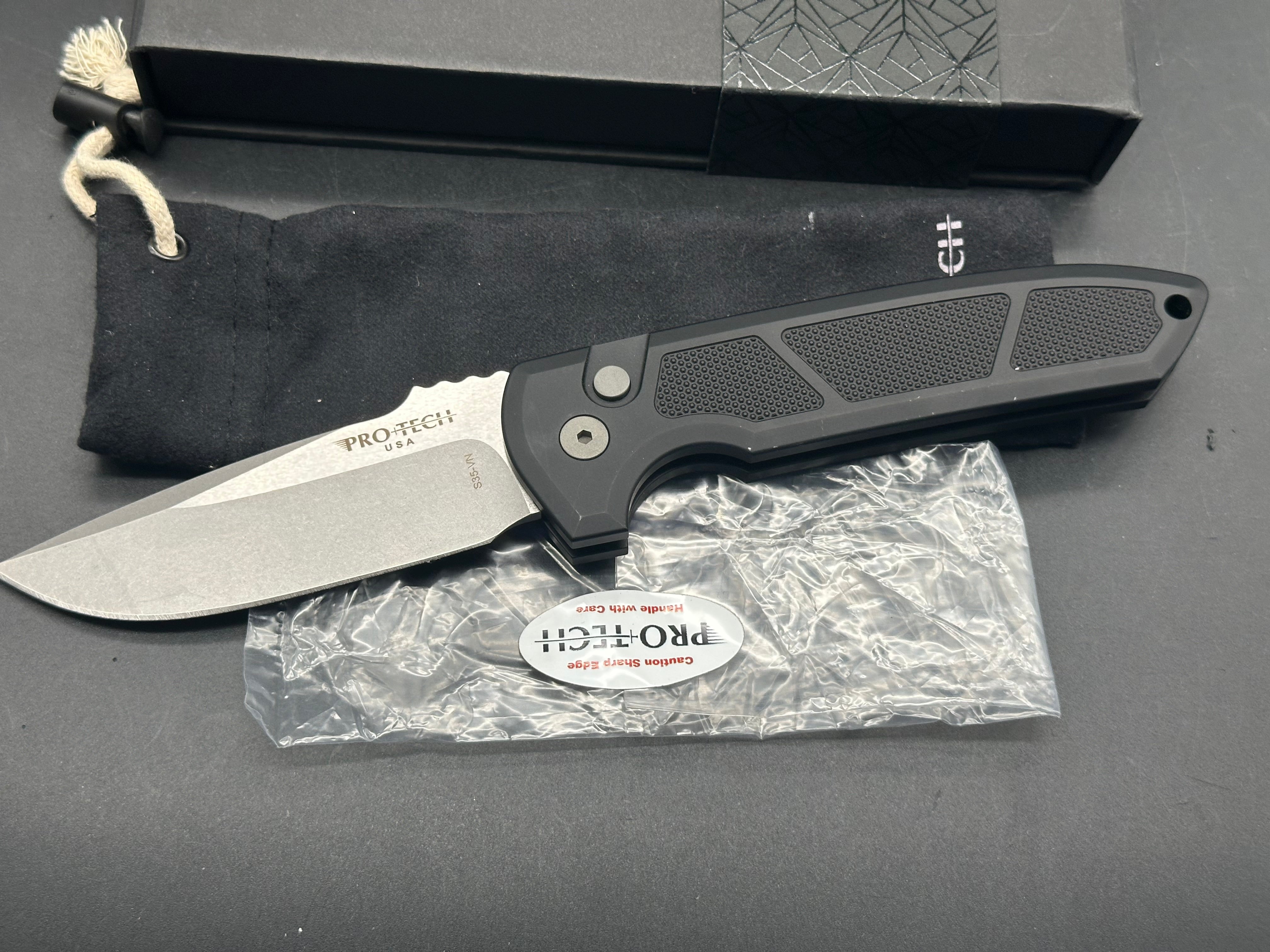 Protech RockEye black aluminum handle w/S35VN stonewashed blade