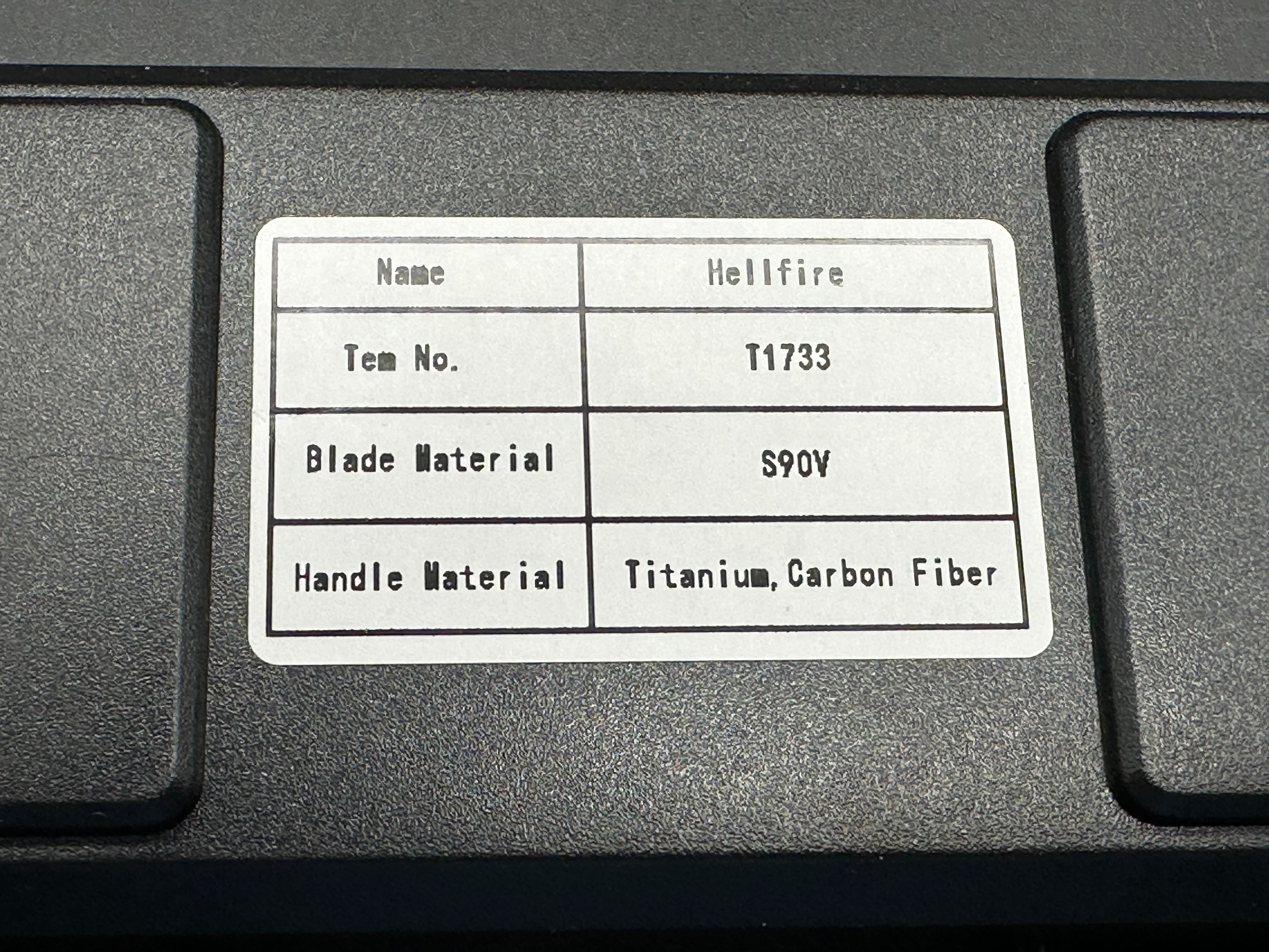 TUYA HELLFIRE MINI FOLDING KNIFE TITANIUM/CARBON FIBER HANDLE S90V PLAIN EDGE