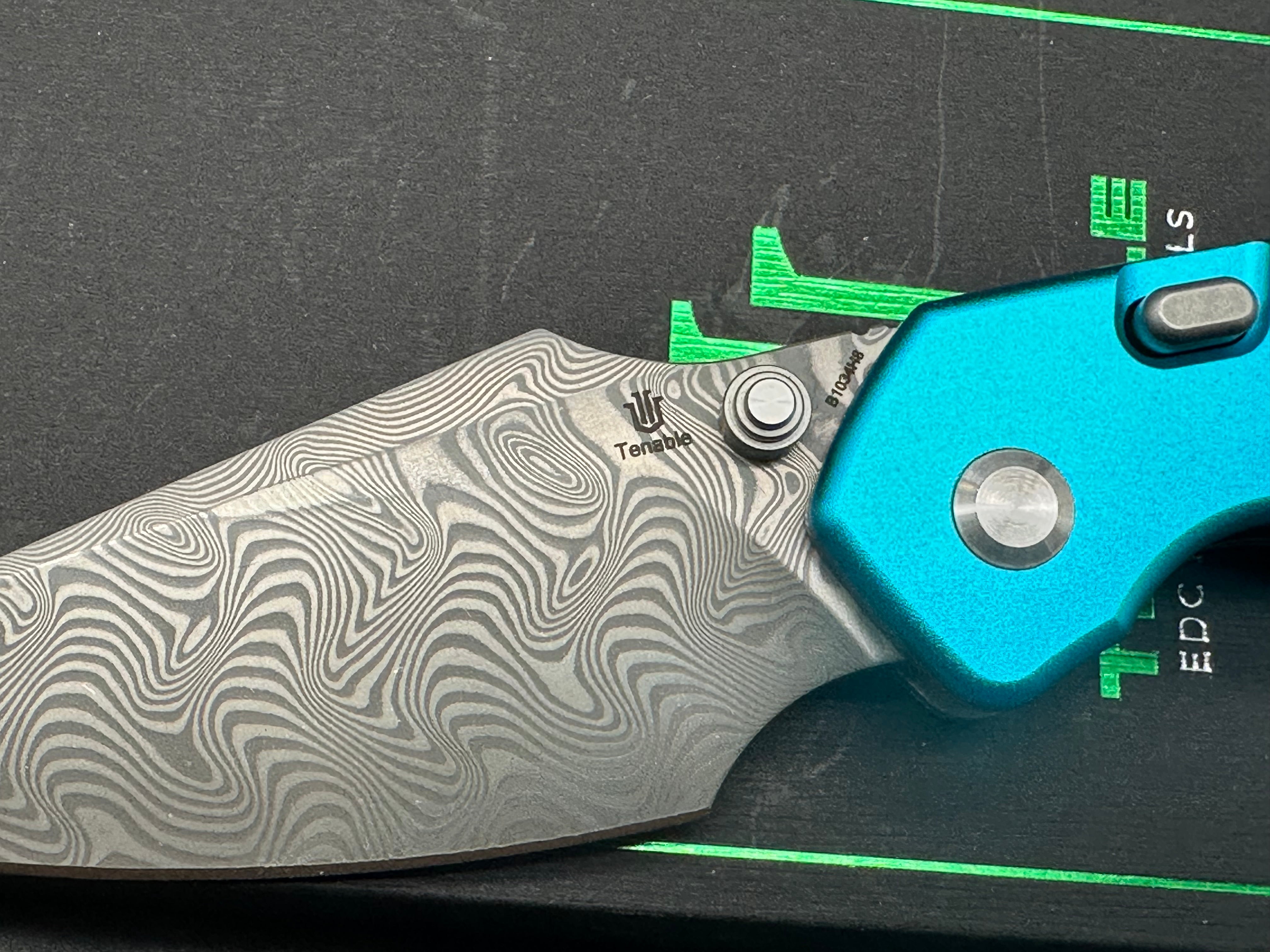 TENABLE FENRIR TOP LINER LOCK BLUE ALUMINUM HANDLE DAMASCUS BLADE
