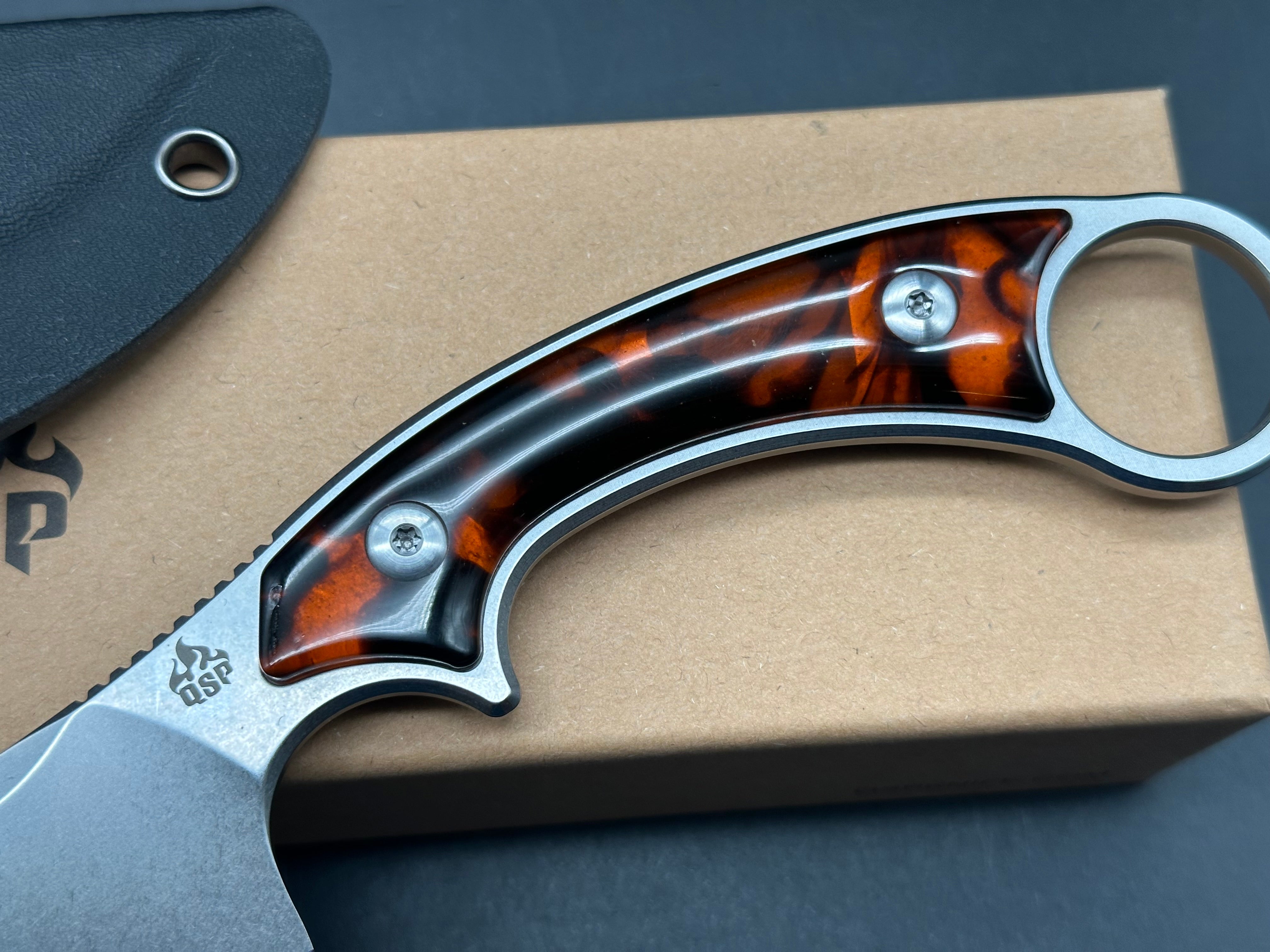 QSP VIPER TORTOISE RESIN HANDLE 10CR15MOV CLIP POINT PLAIN EDGE