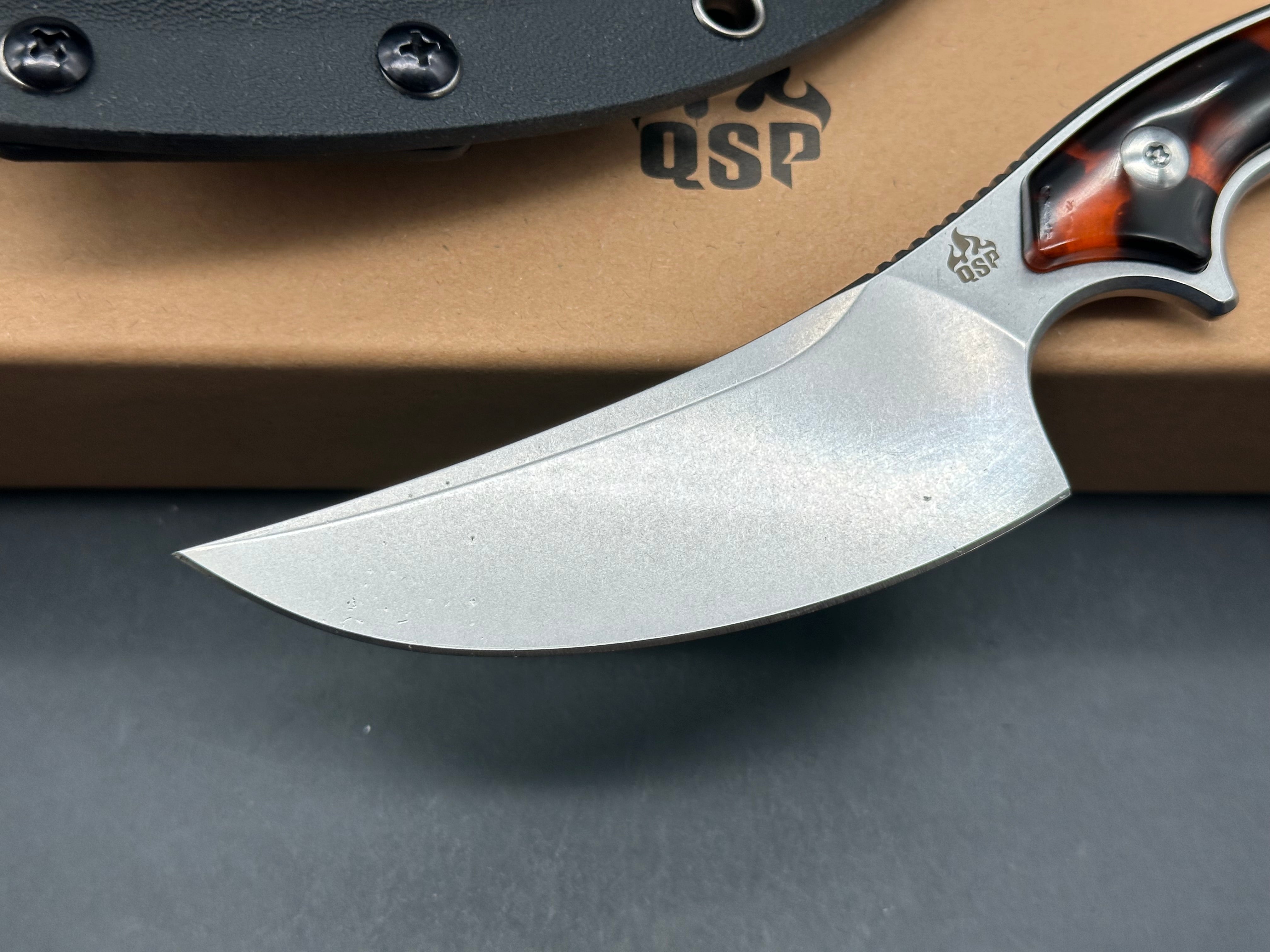 QSP VIPER TORTOISE RESIN HANDLE 10CR15MOV CLIP POINT PLAIN EDGE
