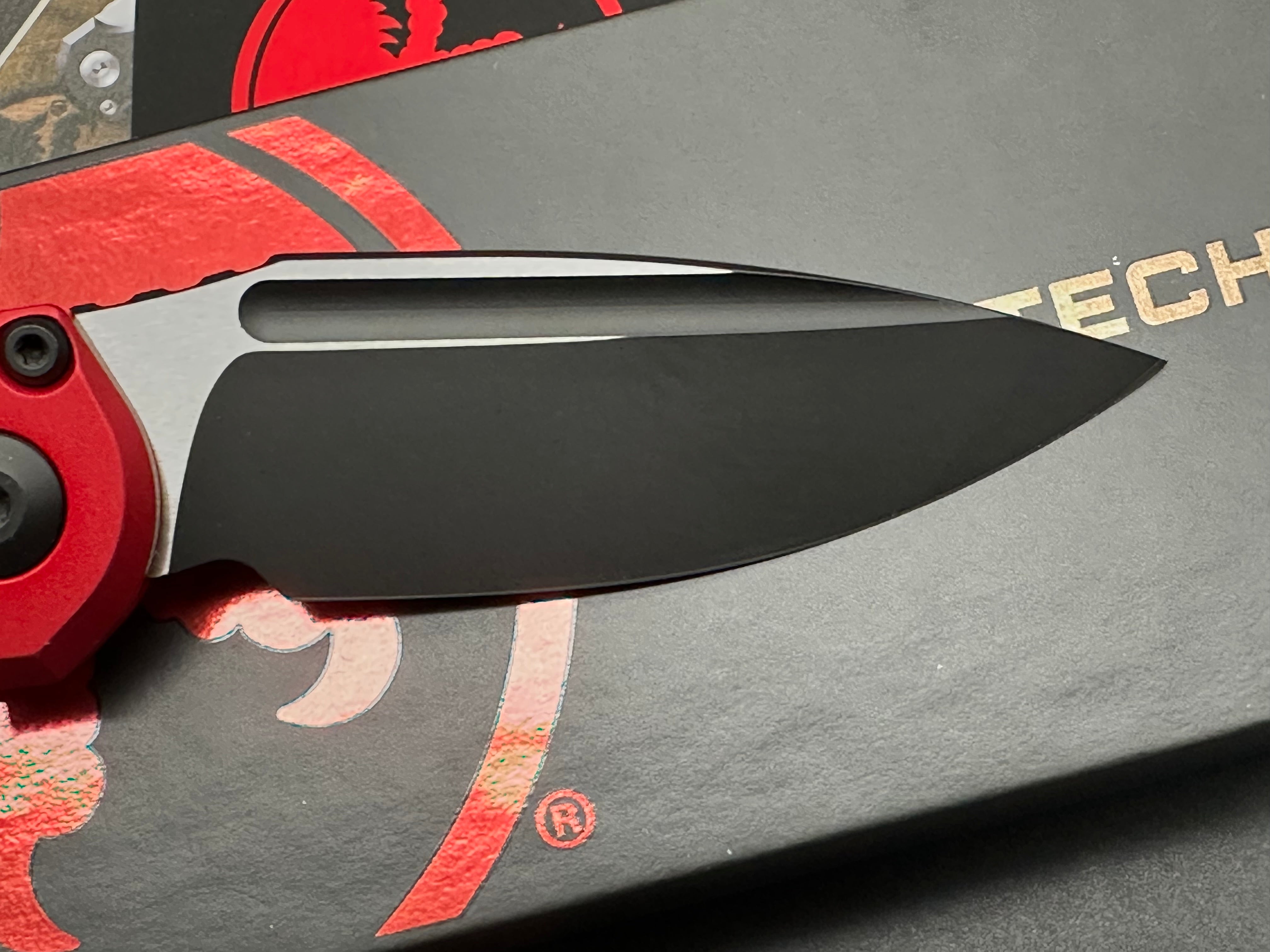 Microtech LUDT Gen III S/E Automatic Knife Red (3.5" Black) 1135-1RD