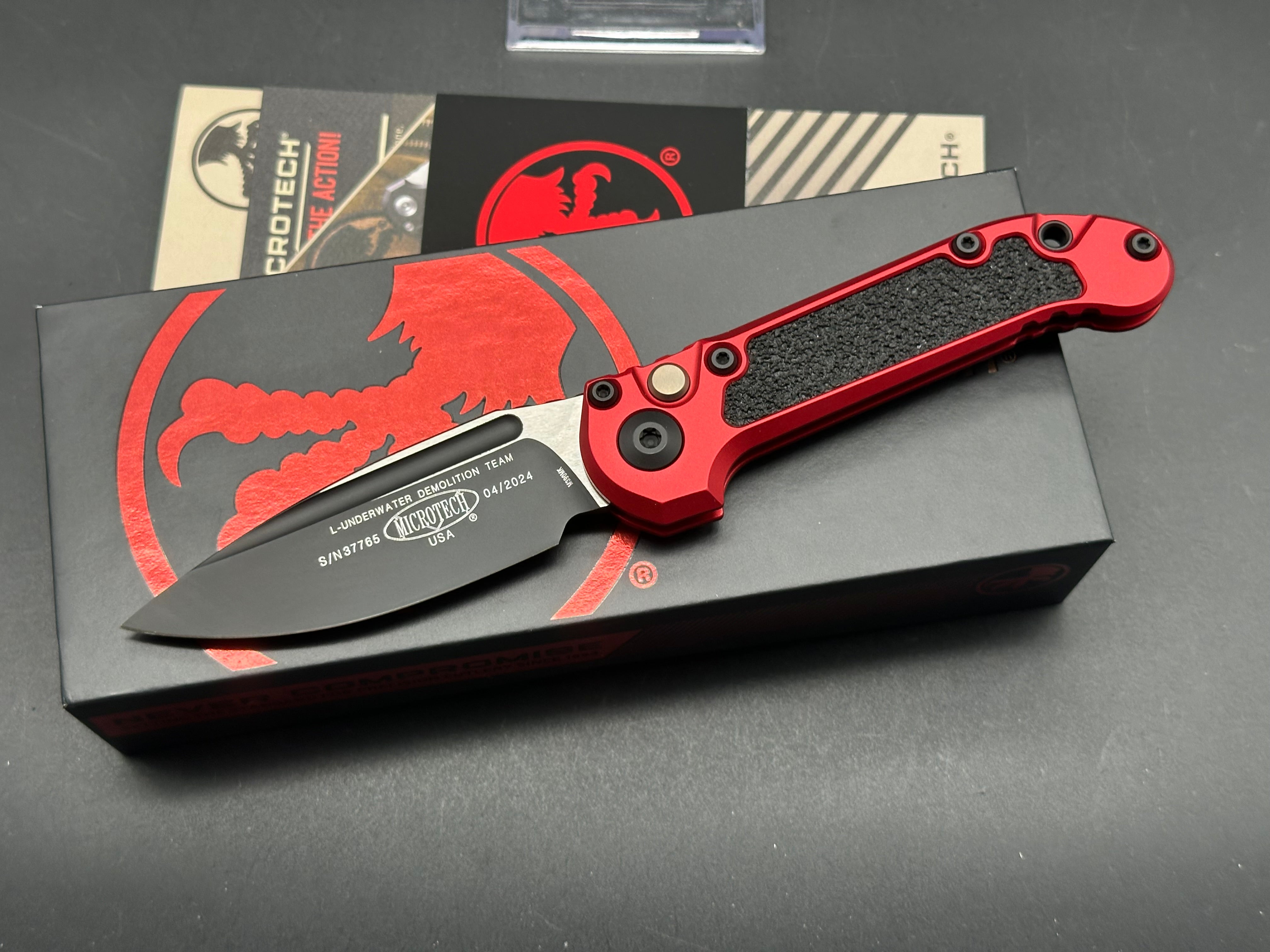 Microtech LUDT Gen III S/E Automatic Knife Red (3.5" Black) 1135-1RD