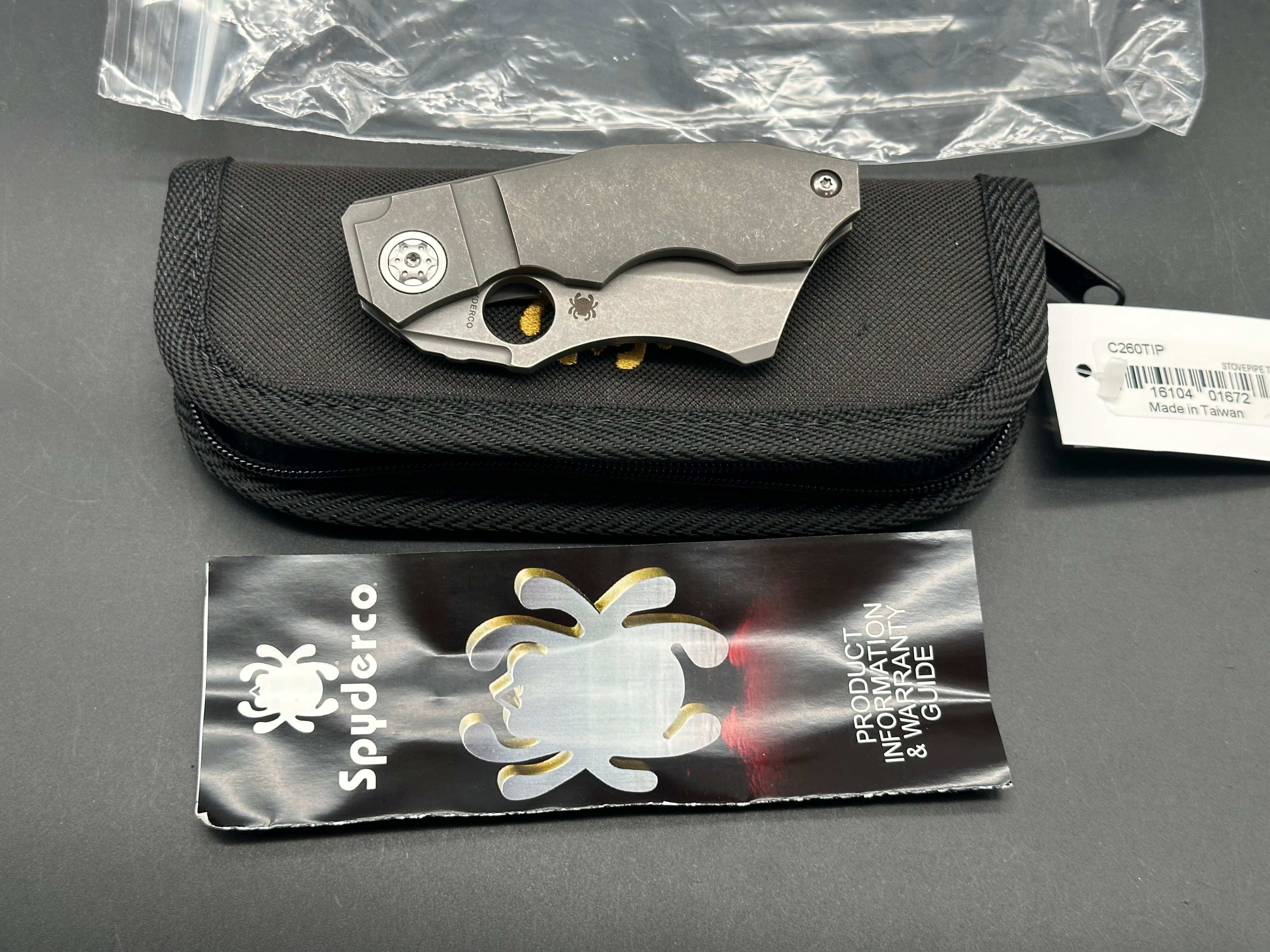 Spyderco Stovepipe (C260TIP), Dark Stonewashed Hollow Ground CPM-20CV CLeaver Blade, Dark Stonewashed Titanium Handles