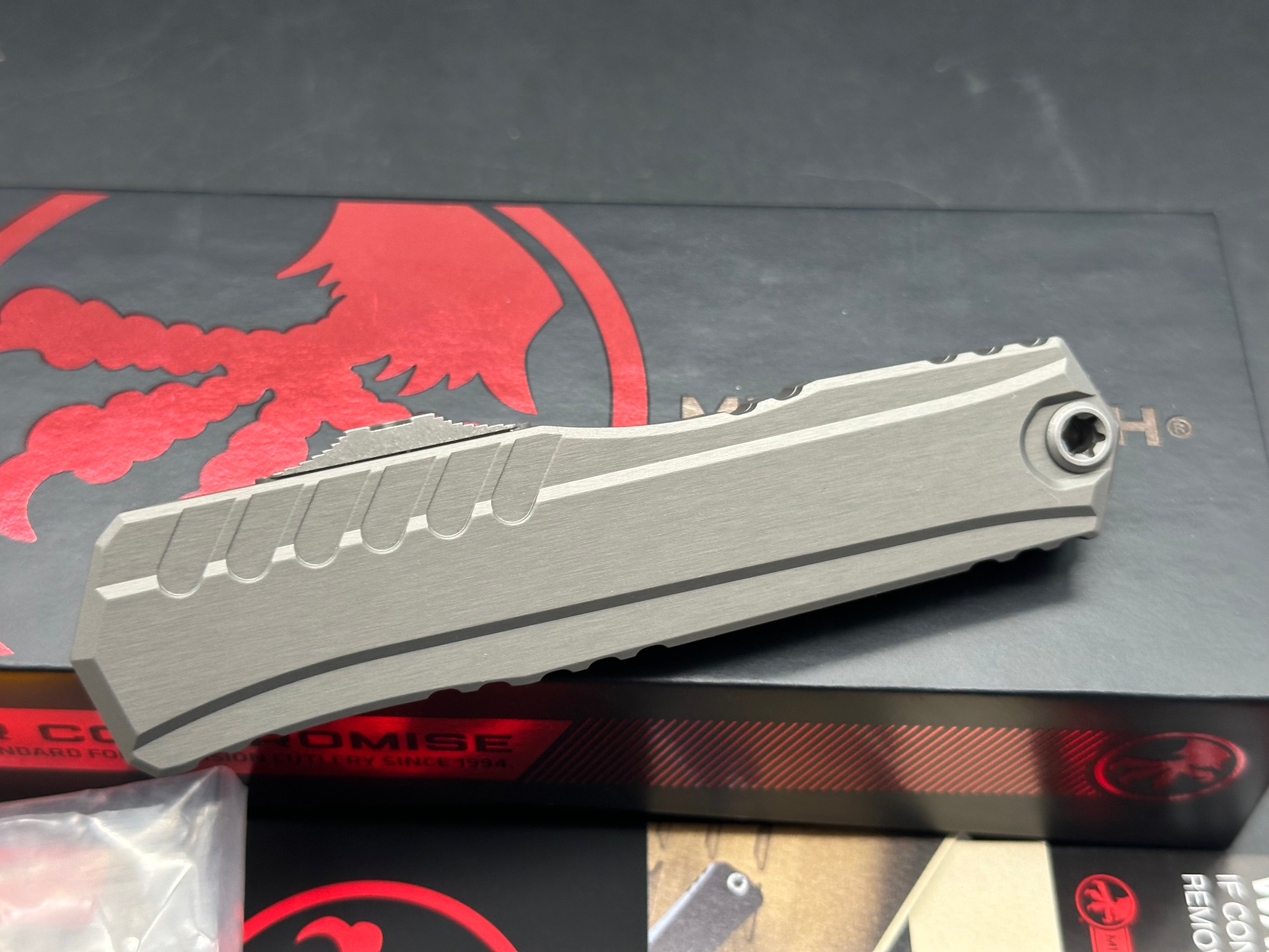 Microtech Cypher II S/E Natural Clear Apocalyptic Finish M390MK Wharncliffe Blade