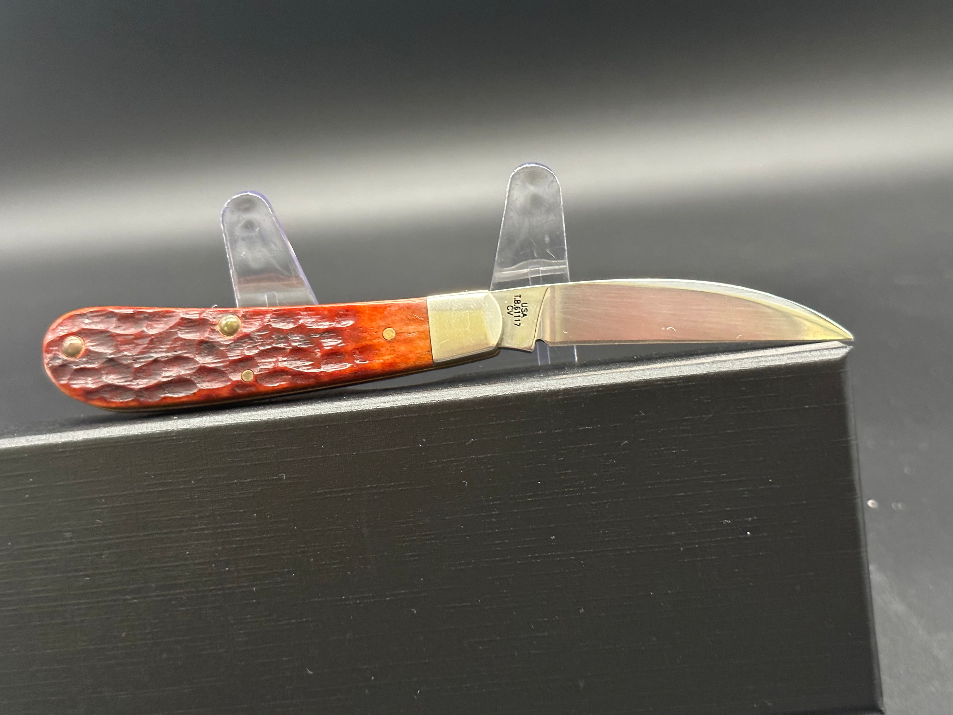 W.R. Case & Sons Swayback slip joint red bone jigged scales