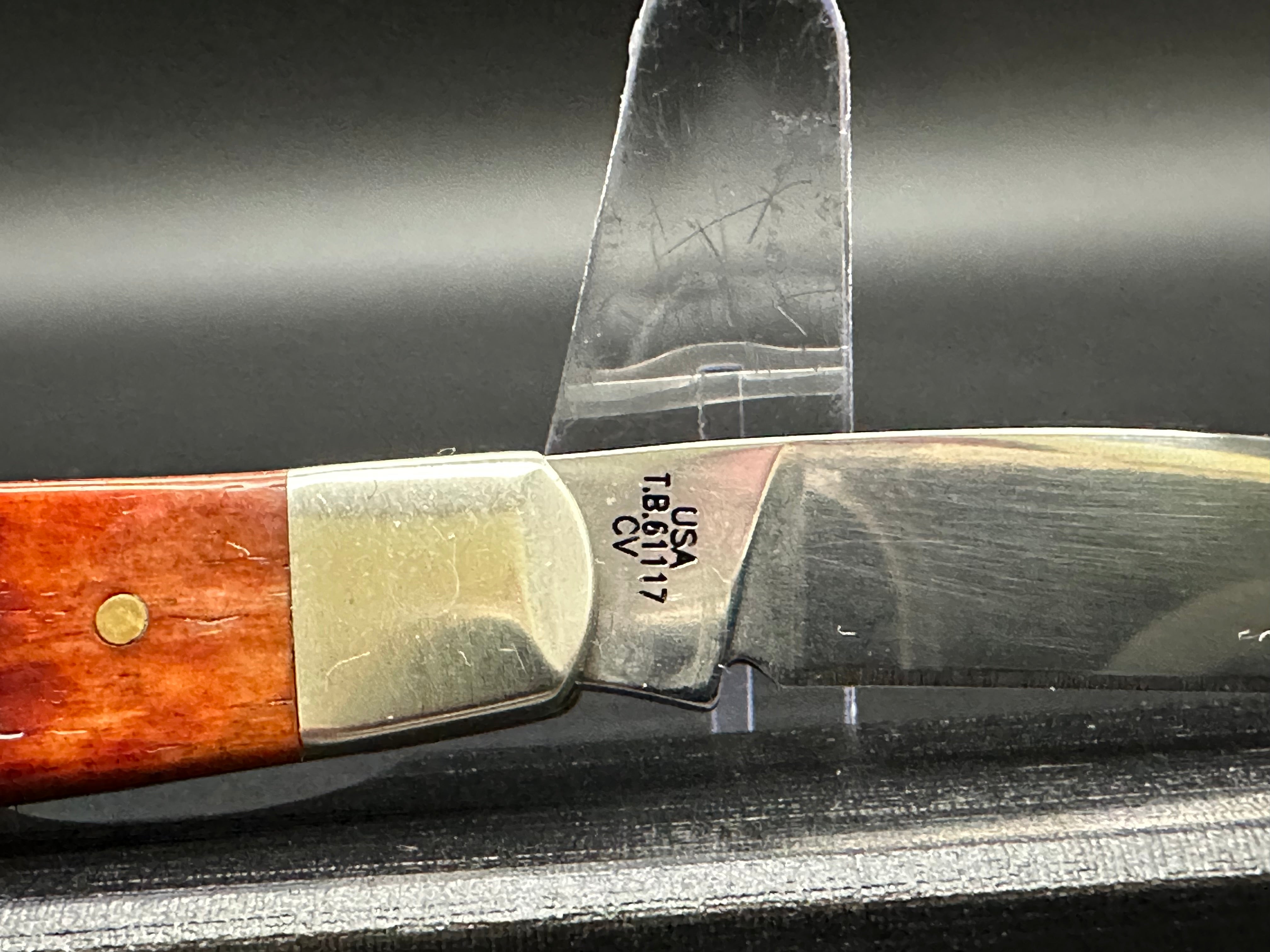 W.R. Case & Sons Swayback slip joint red bone jigged scales