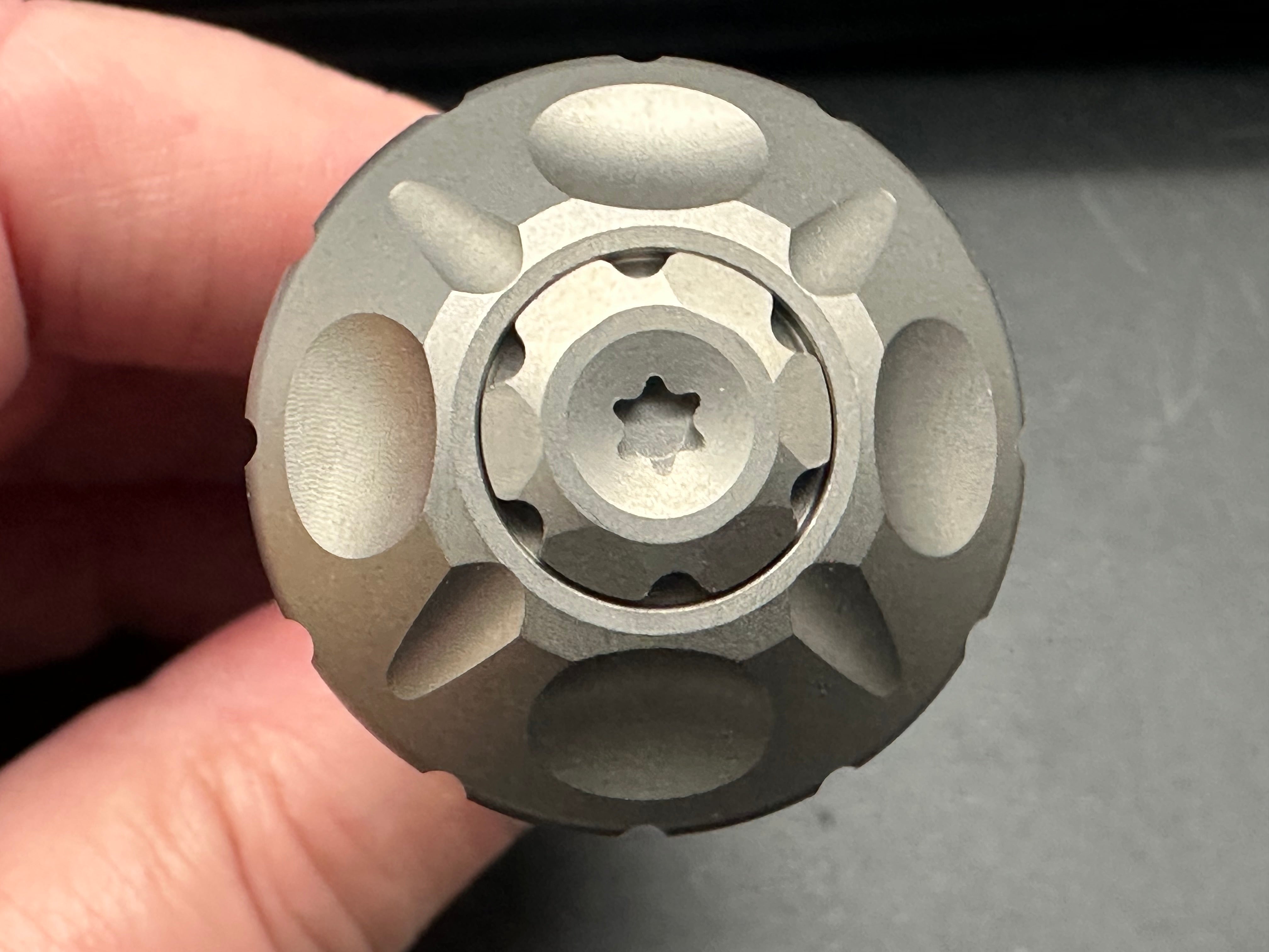 MAXACE MEDIATOR -TITANIUM SCREWDRIVER