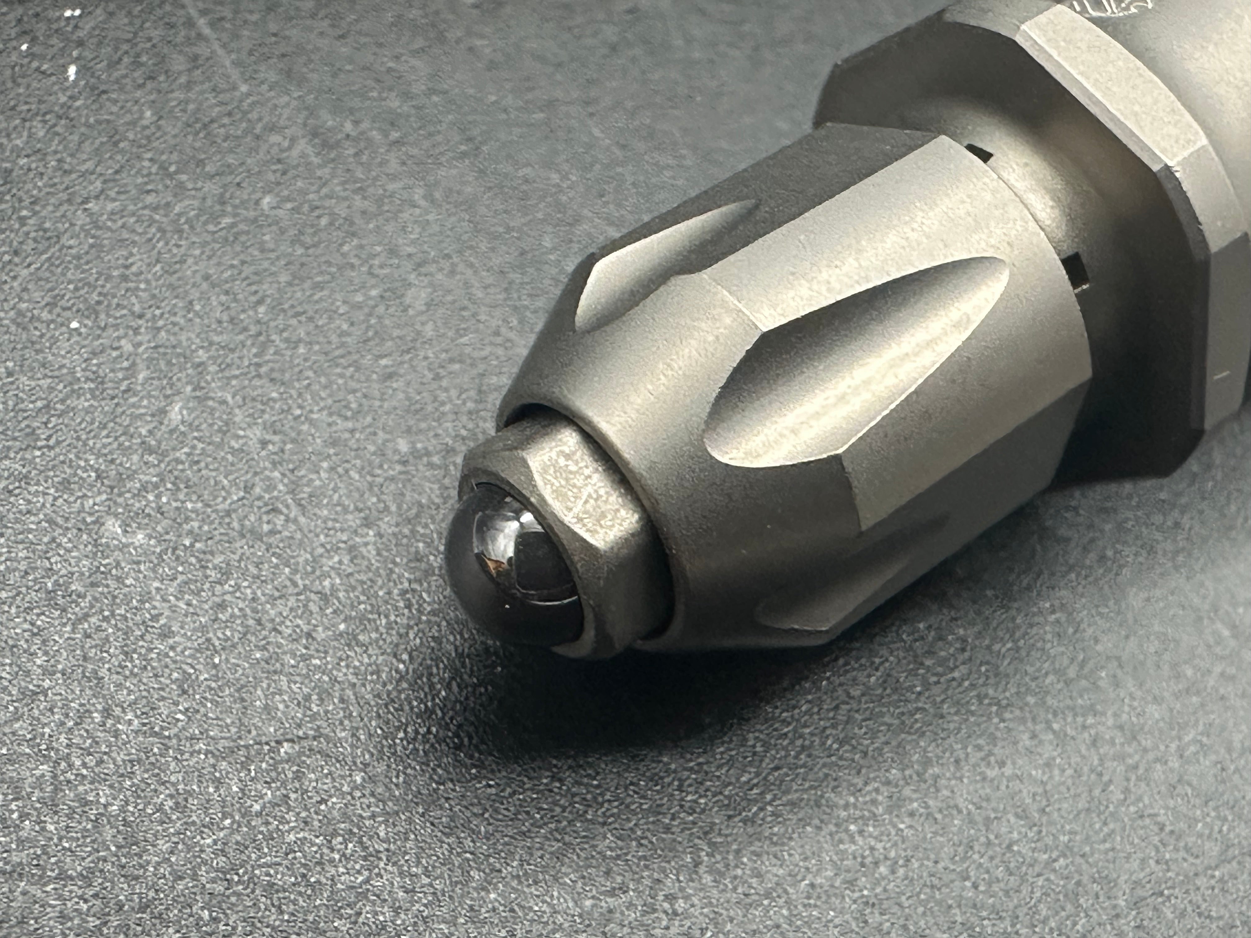 MAXACE MEDIATOR -TITANIUM SCREWDRIVER