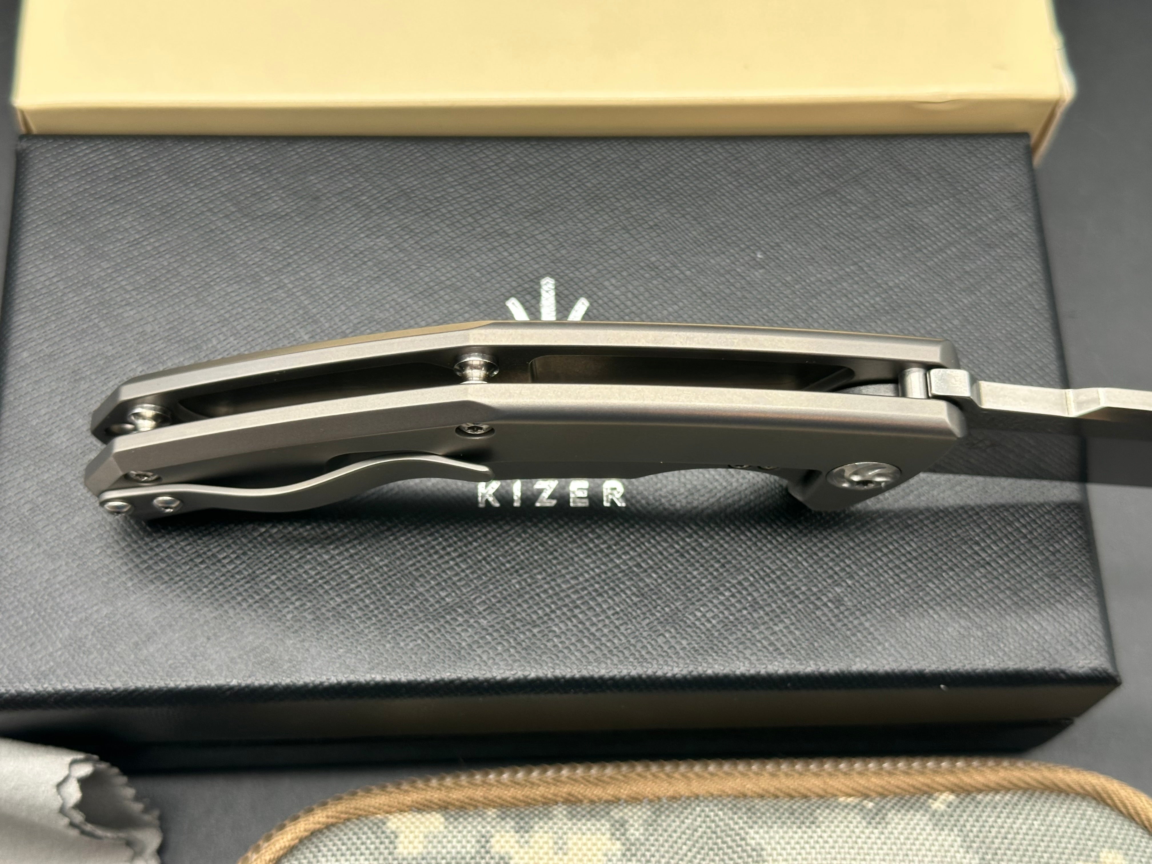 Kizer Mjolnir (Ki4494), Stonewashed M390 Blade, Bead Blasted Titanium Handles, Bead Blasted Titanium Pocket Clip