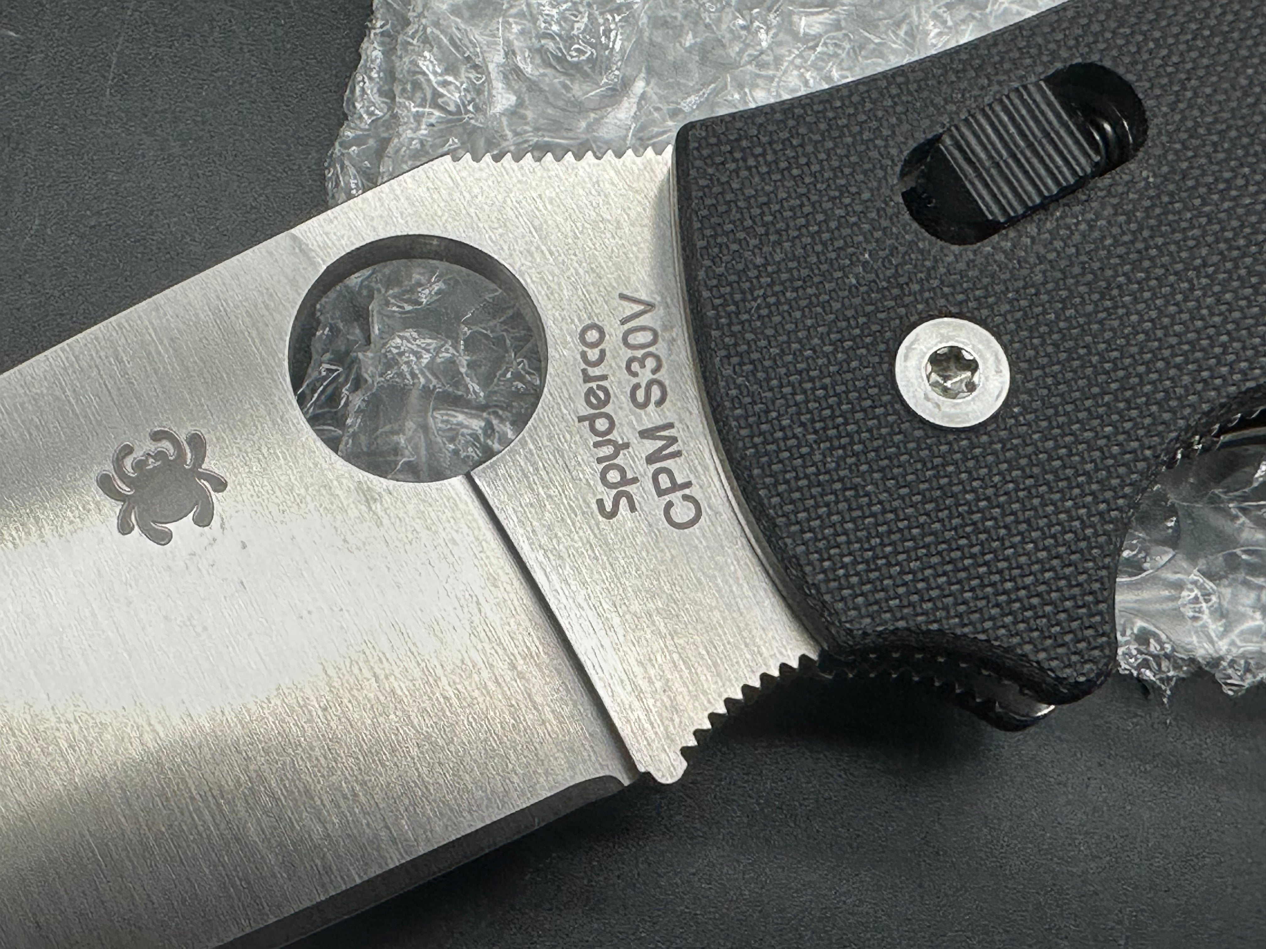 Spyderco Manix XL Black G10 handle