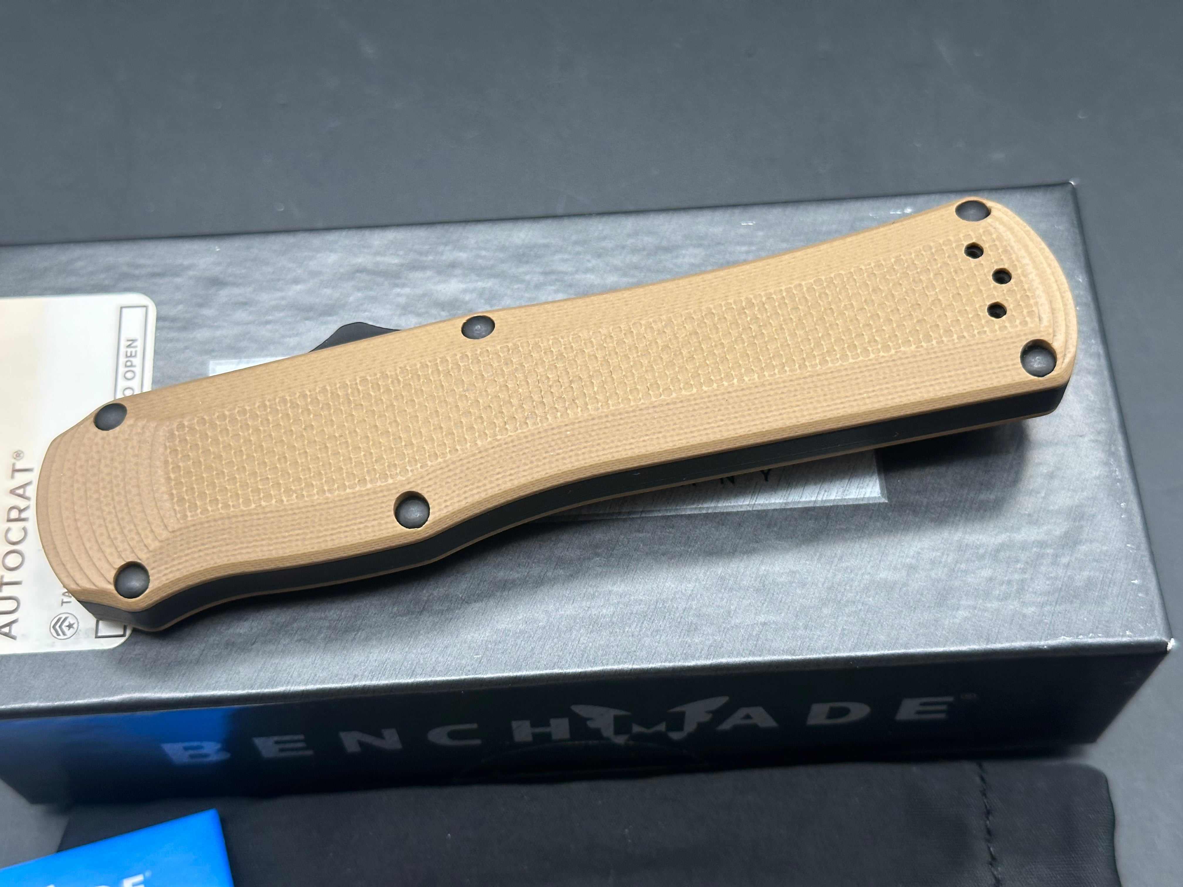 Benchmade Autocrat D/A OTF Automatic Knife Tan G-10 (3.71" Black)
