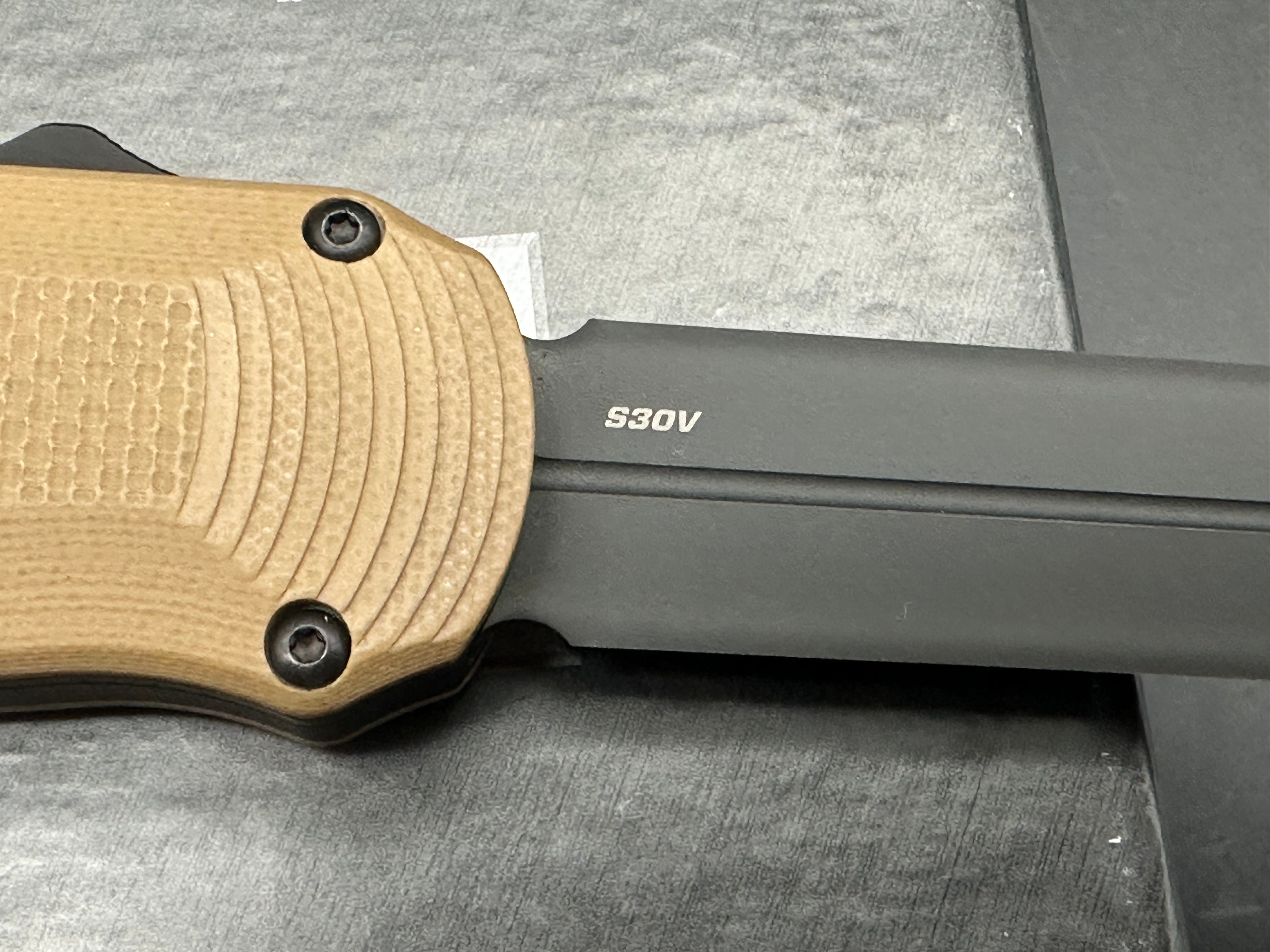 Benchmade Autocrat D/A OTF Automatic Knife Tan G-10 (3.71" Black)