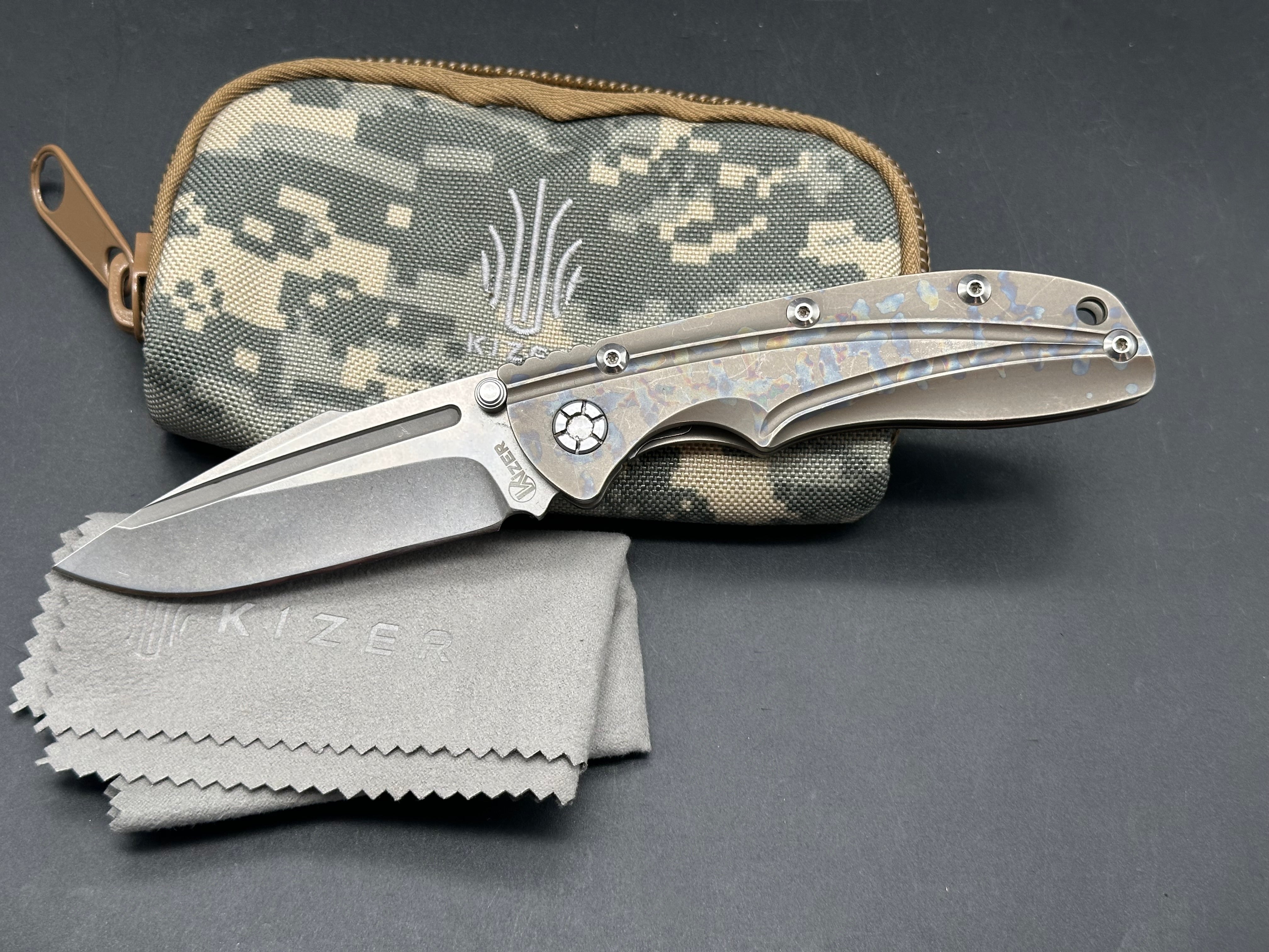 Kizer Cutlery Bolt Folding Knife 3.48" S35VN Stonewashed Blade, Bronze Rainbow Titanium Handle
