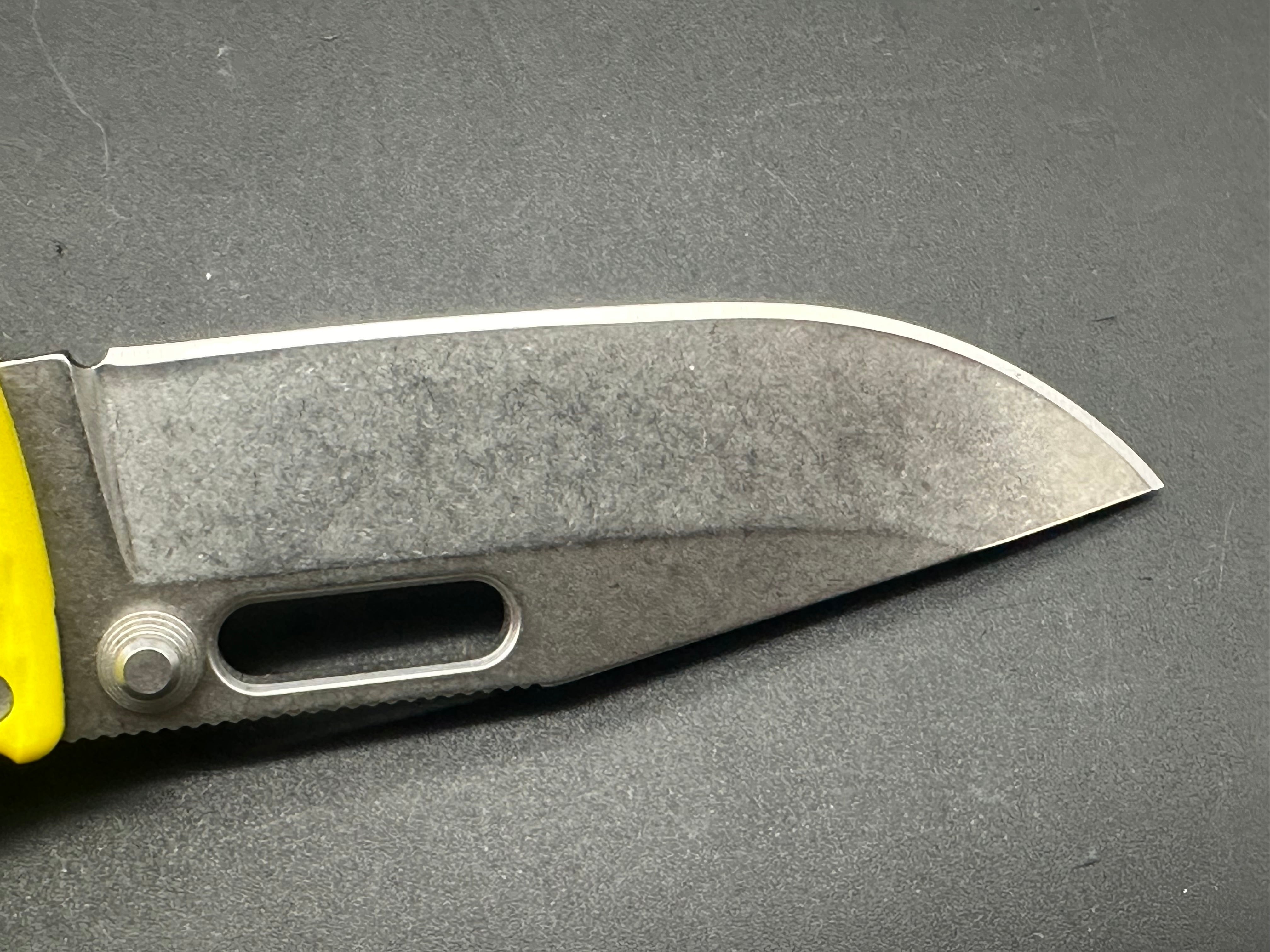 Demko AD20 yellow FRN scales w/20CV blade