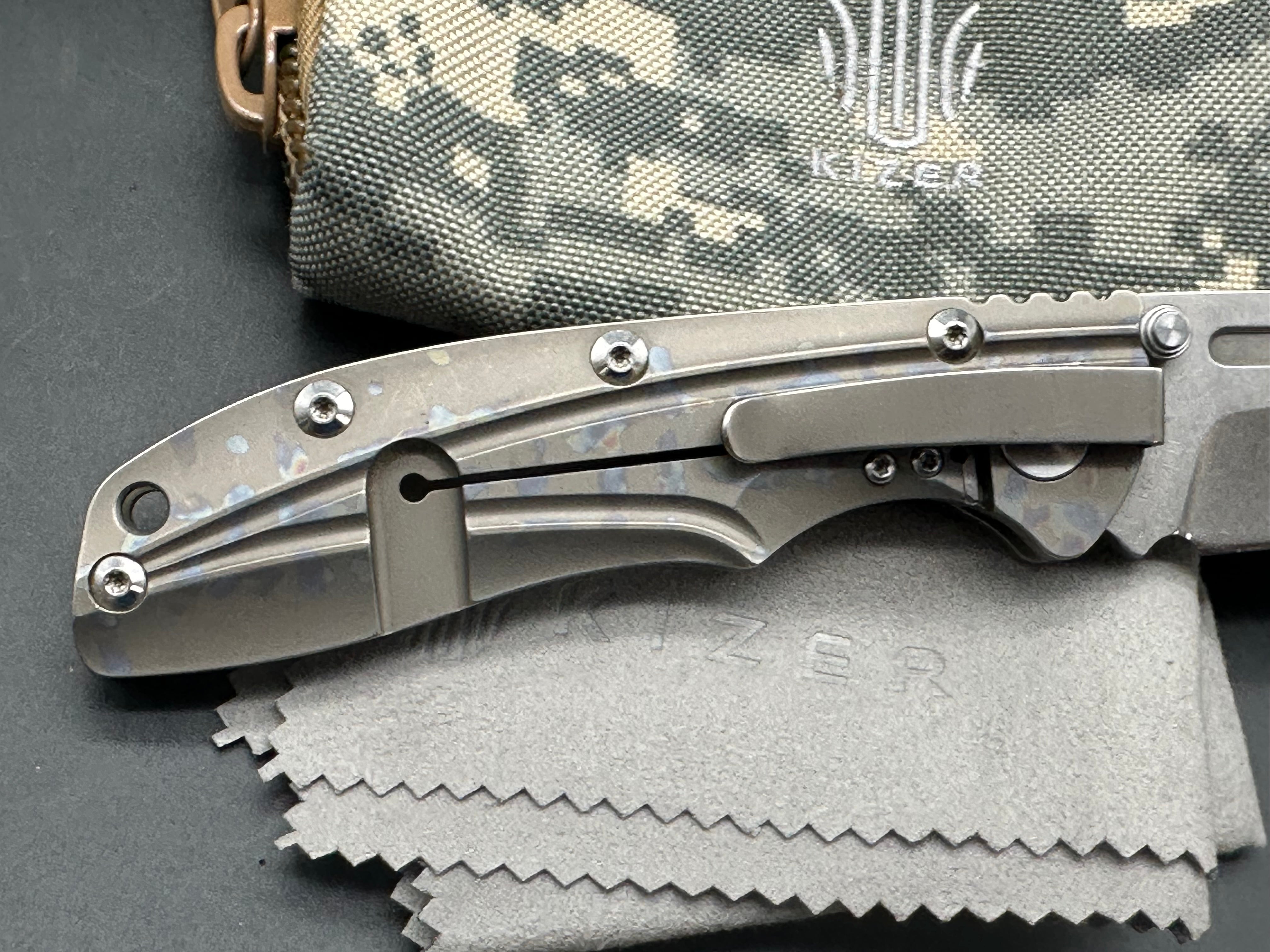 Kizer Cutlery Bolt Folding Knife 3.48" S35VN Stonewashed Blade, Bronze Rainbow Titanium Handle