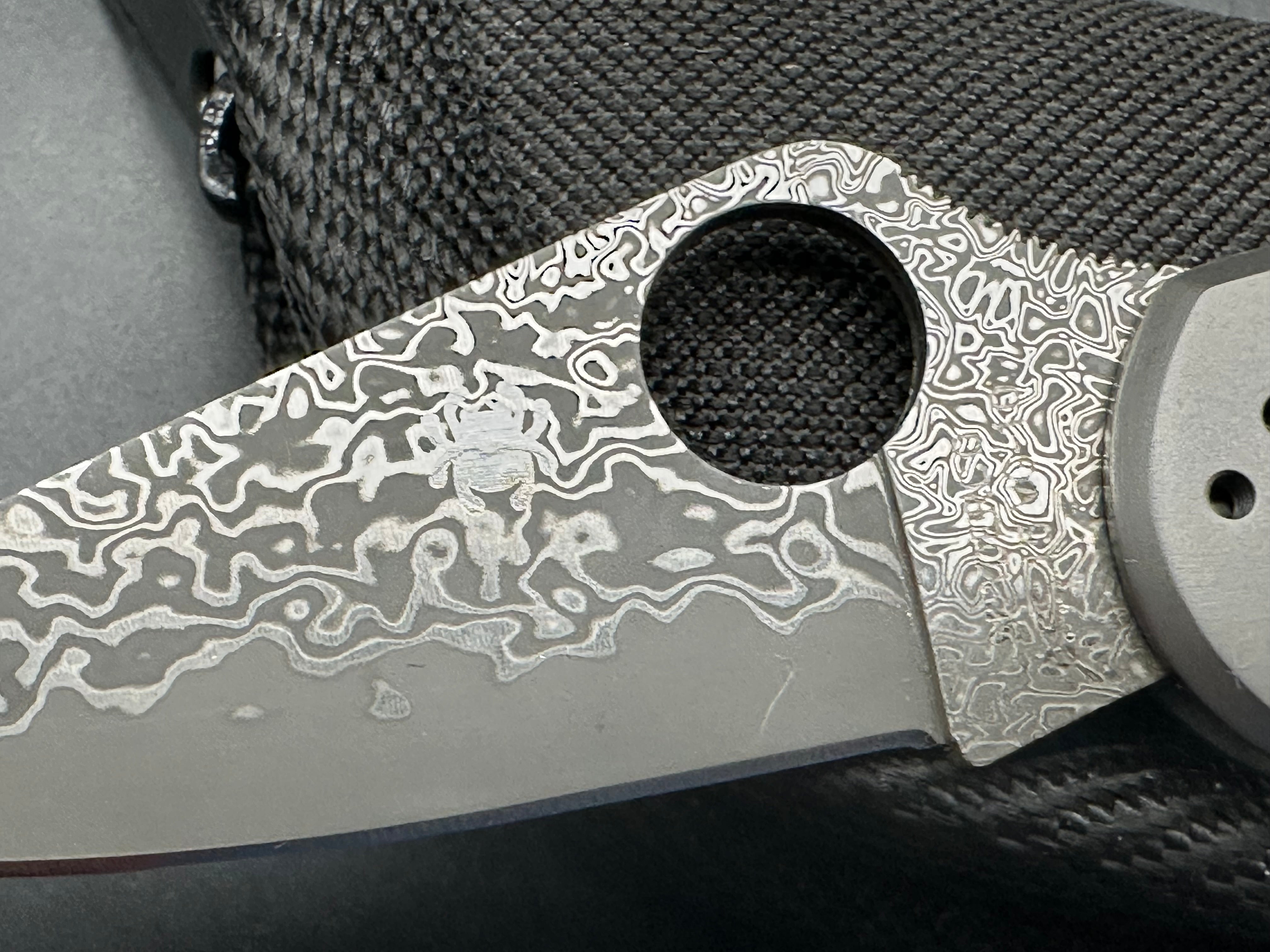 Spyderco Delica 4 Lockback Knife Titanium (2.95" Damascus)